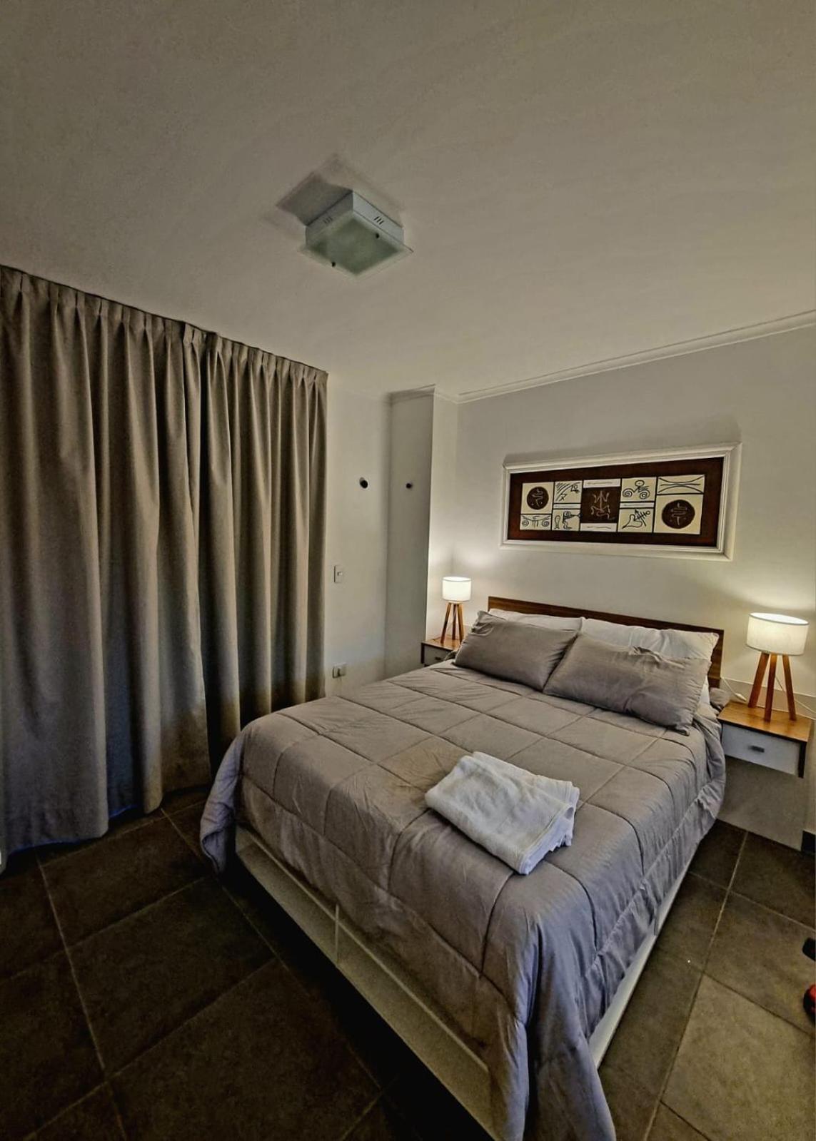 One-Bedroom Apartment photo 1