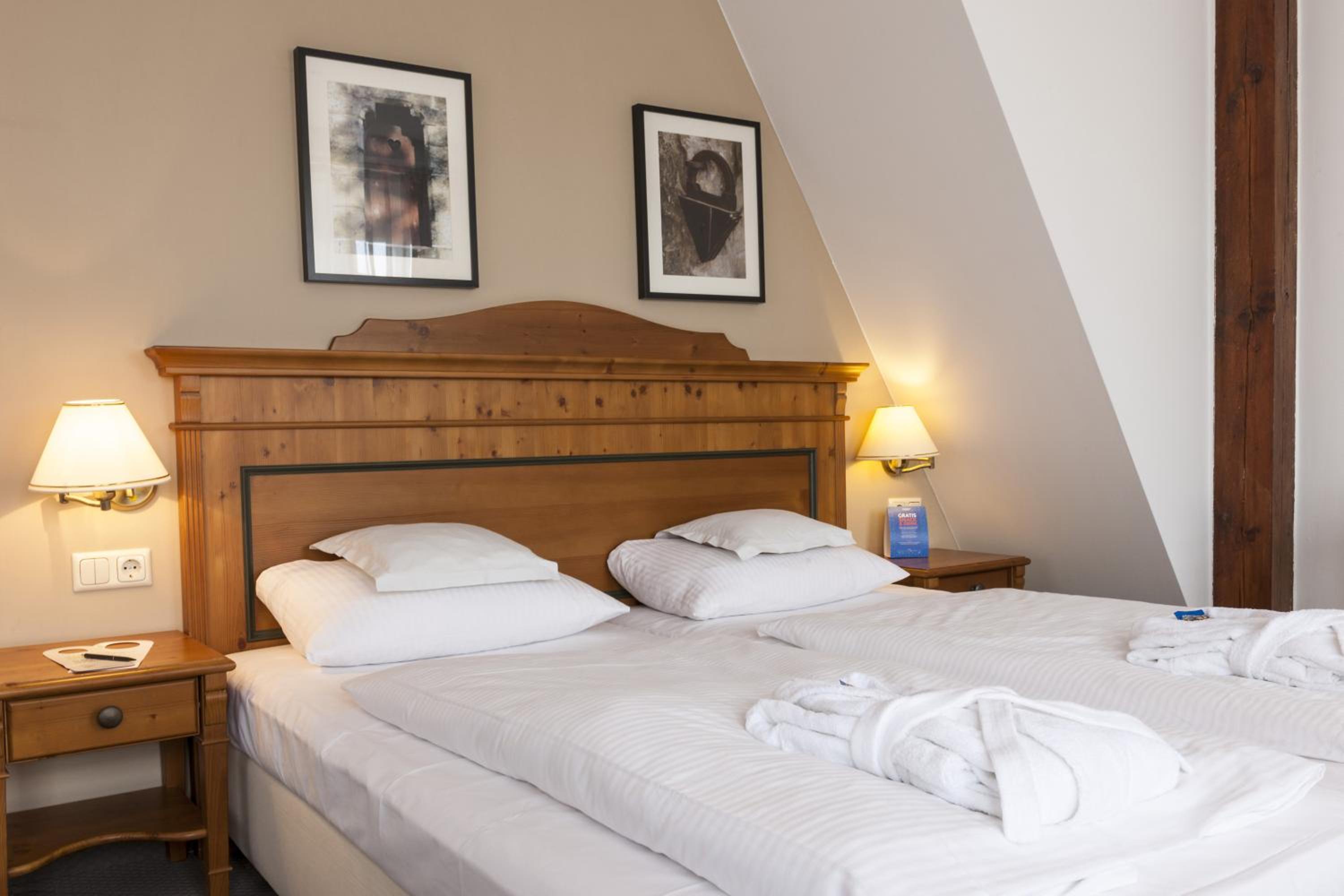 Castle Room photo 2