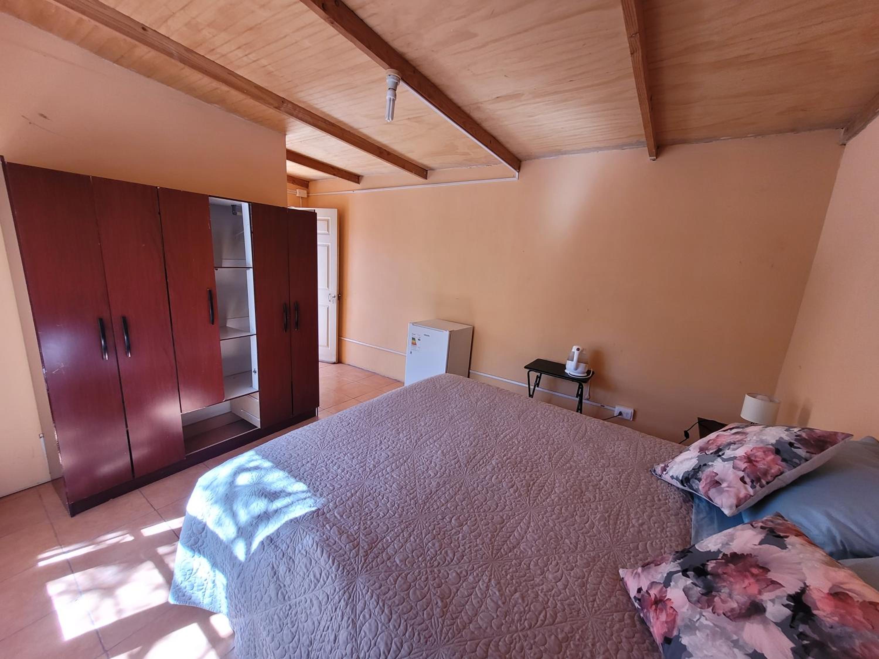 Double Room with Private Bathroom photo 2