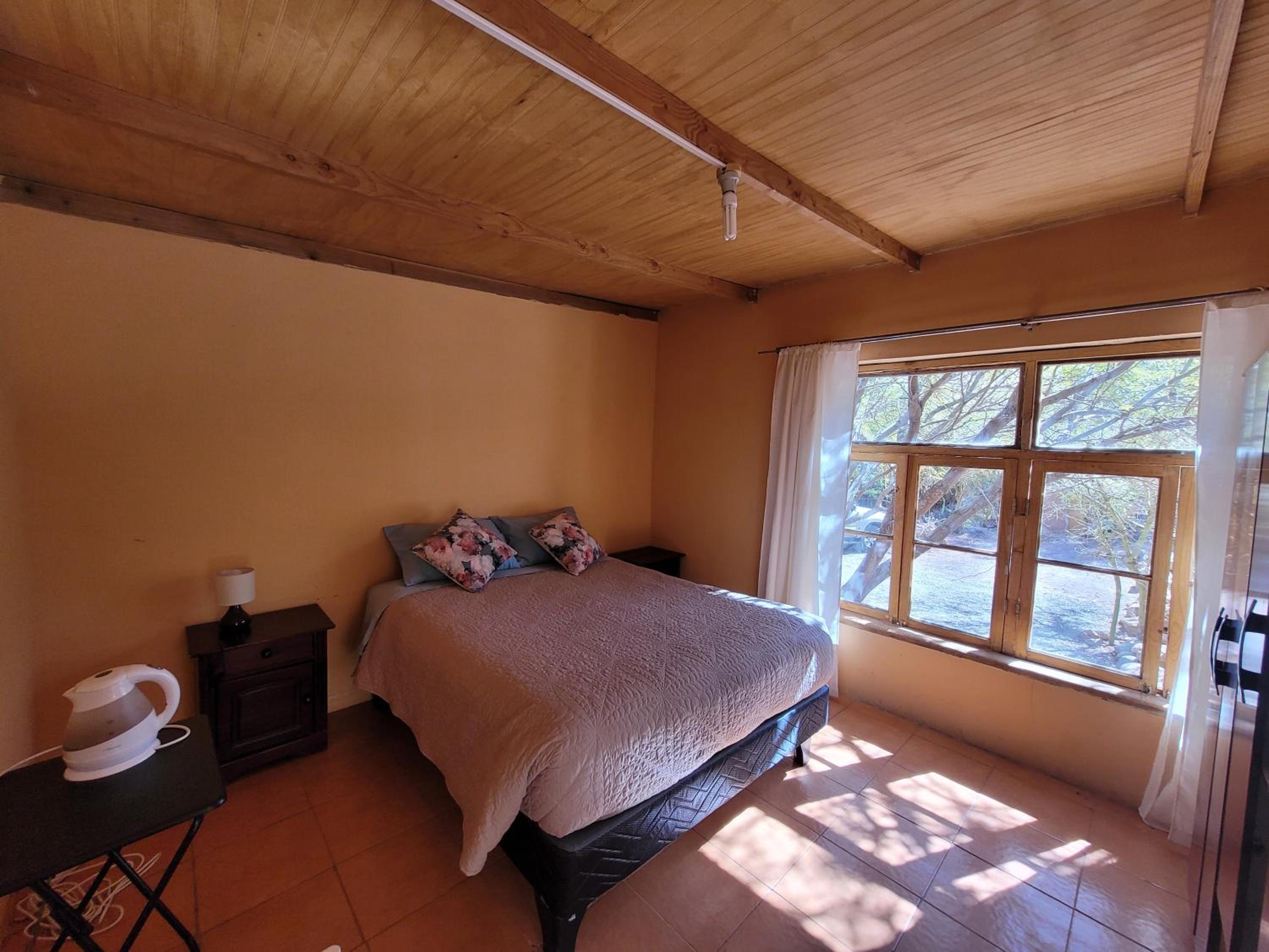 Double Room with Private Bathroom photo 3