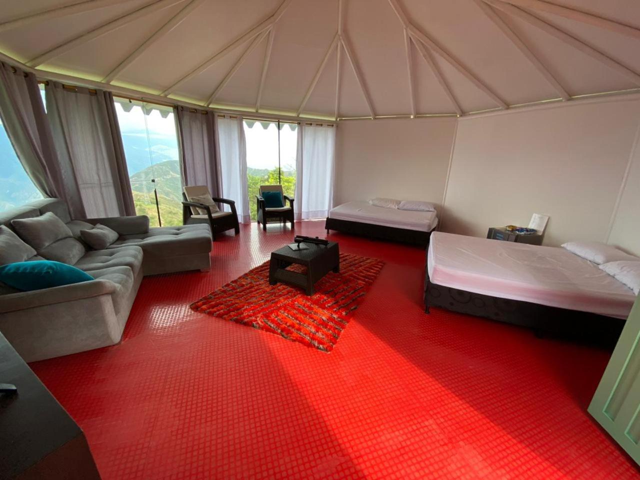 Deluxe Twin Room photo 1