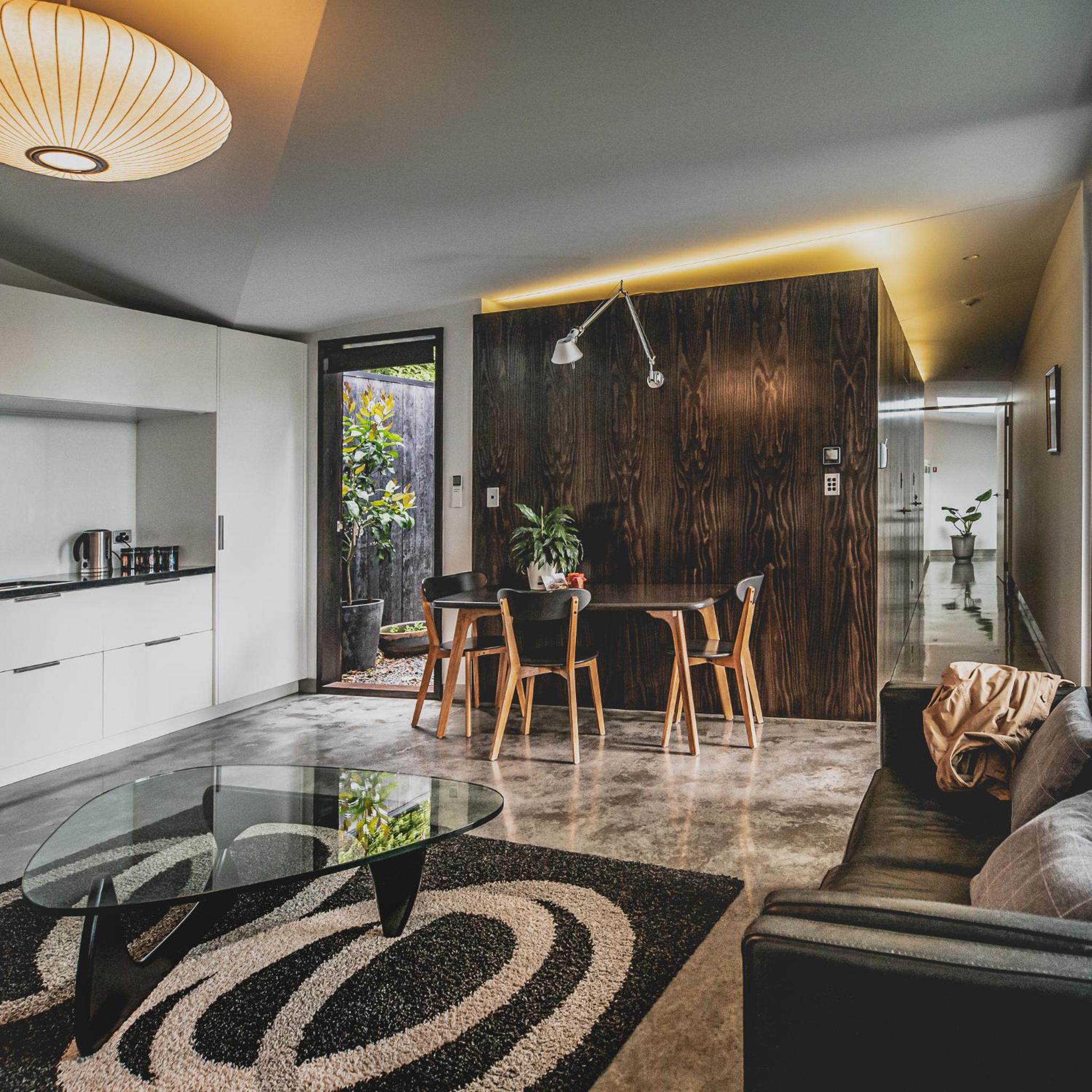 Tutor's Apartment photo 1