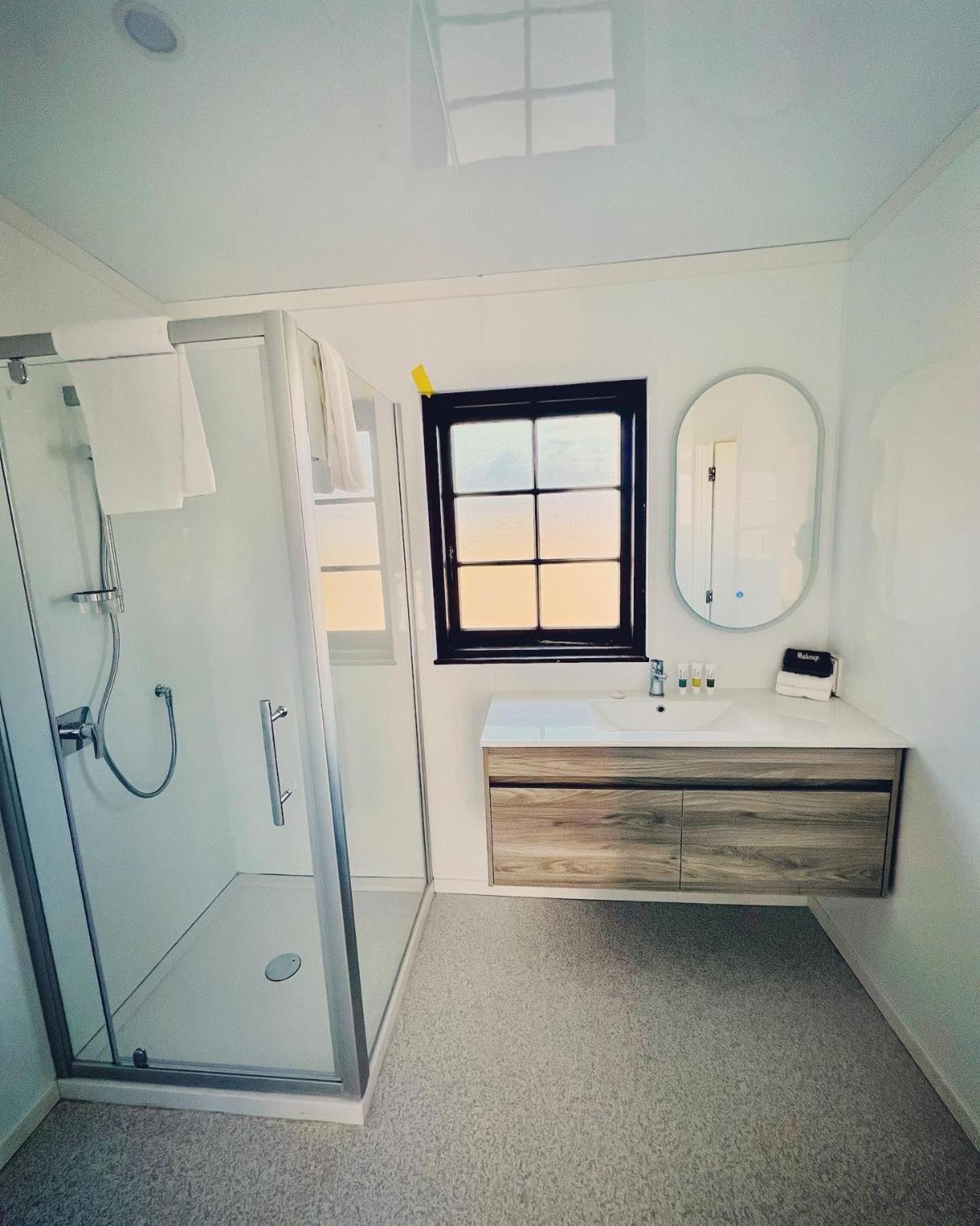 Two Bedroom Apartment - Photo 3