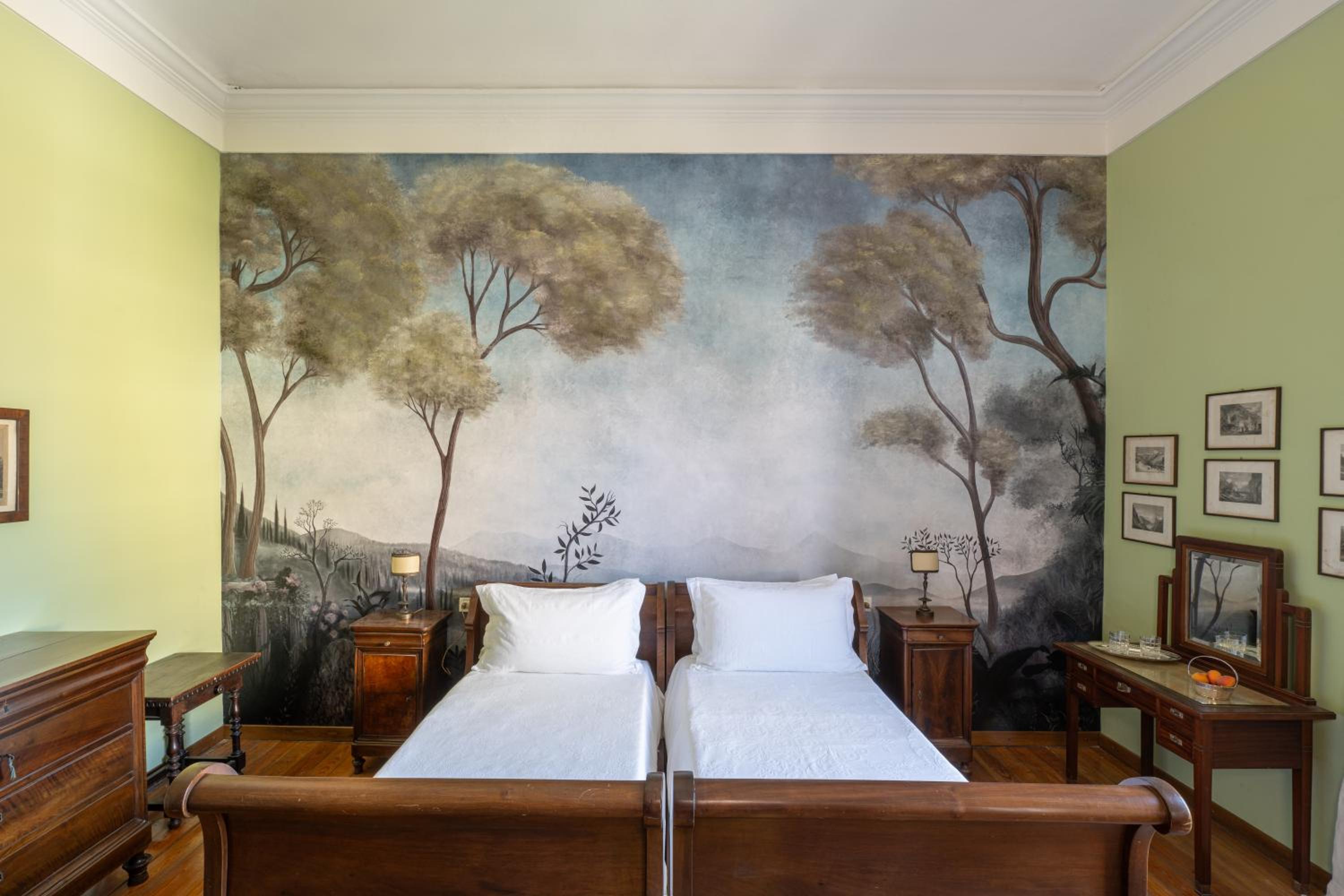 Luxury Triple Room photo 2