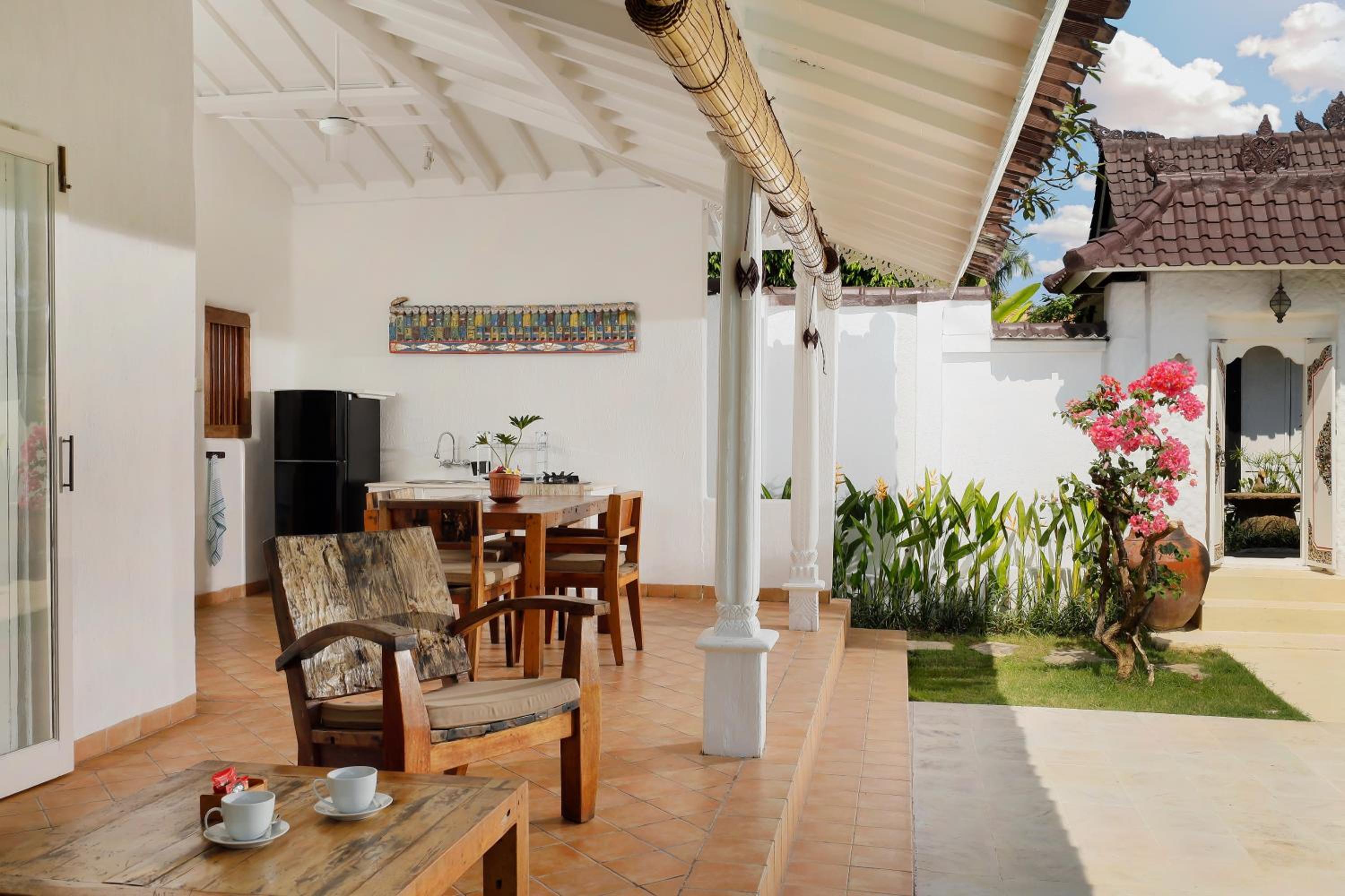Two-Bedroom Villa - Photo 8