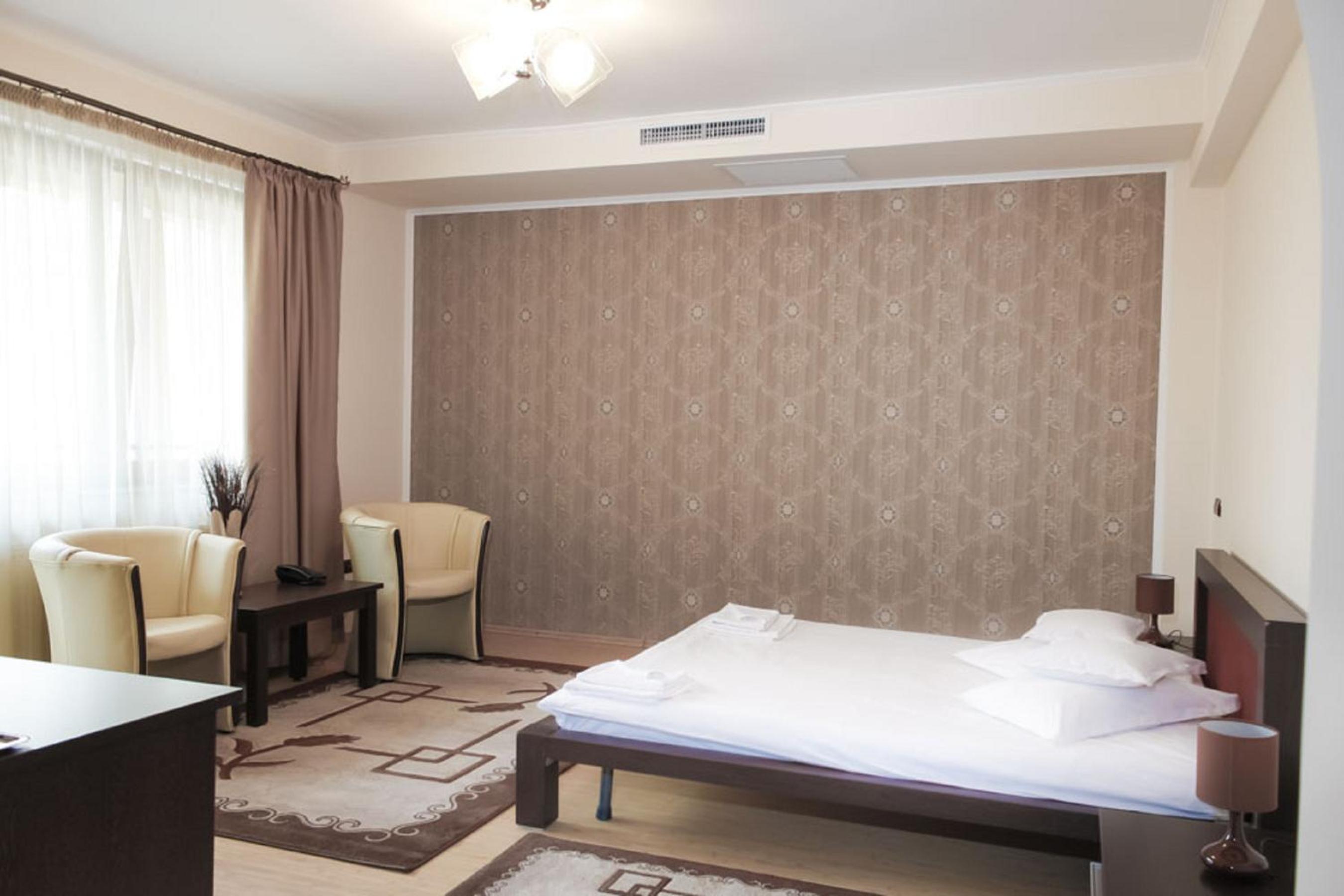 Deluxe Twin Room - Photo 3