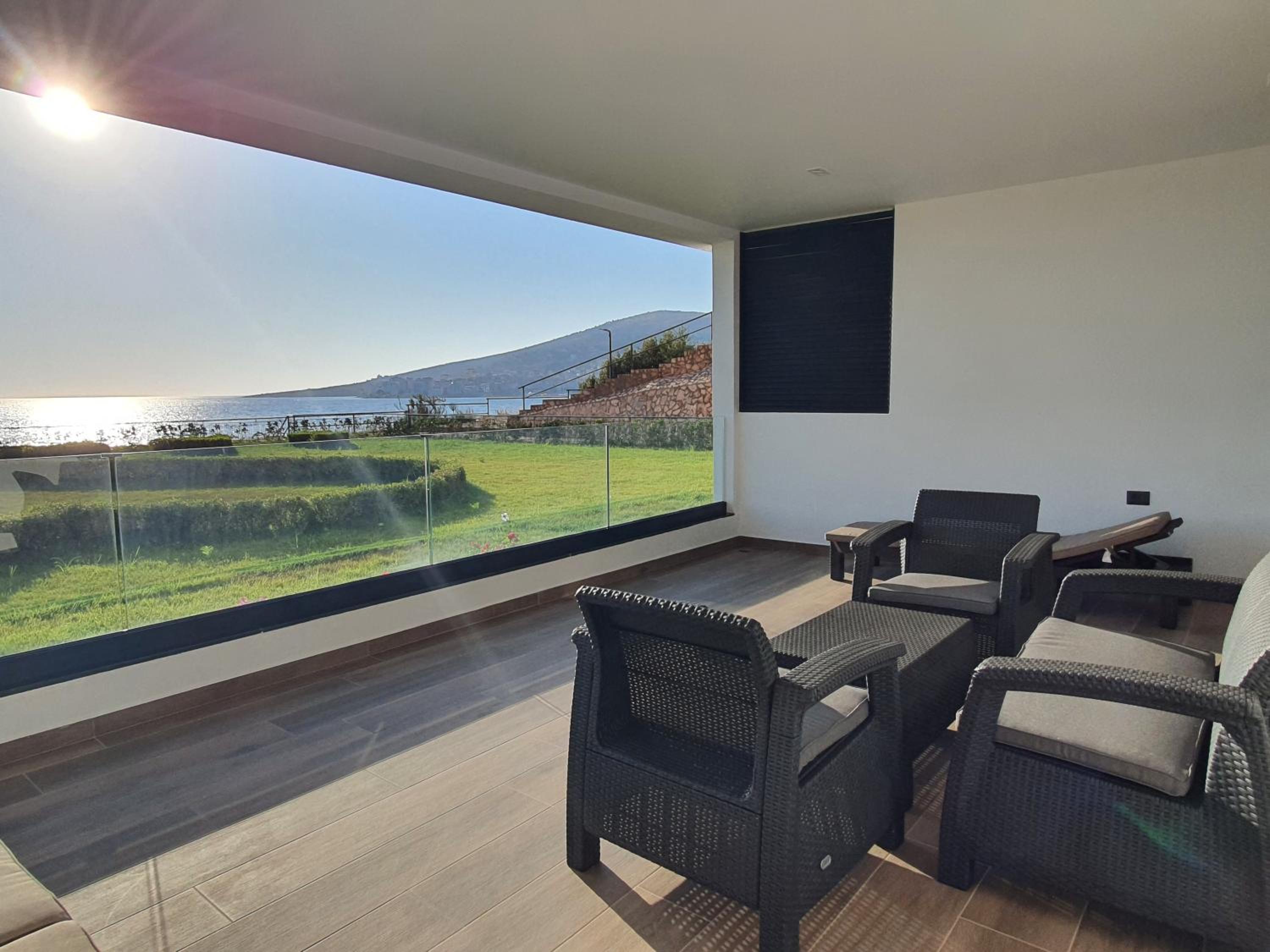 Deluxe Suite with Sea View
