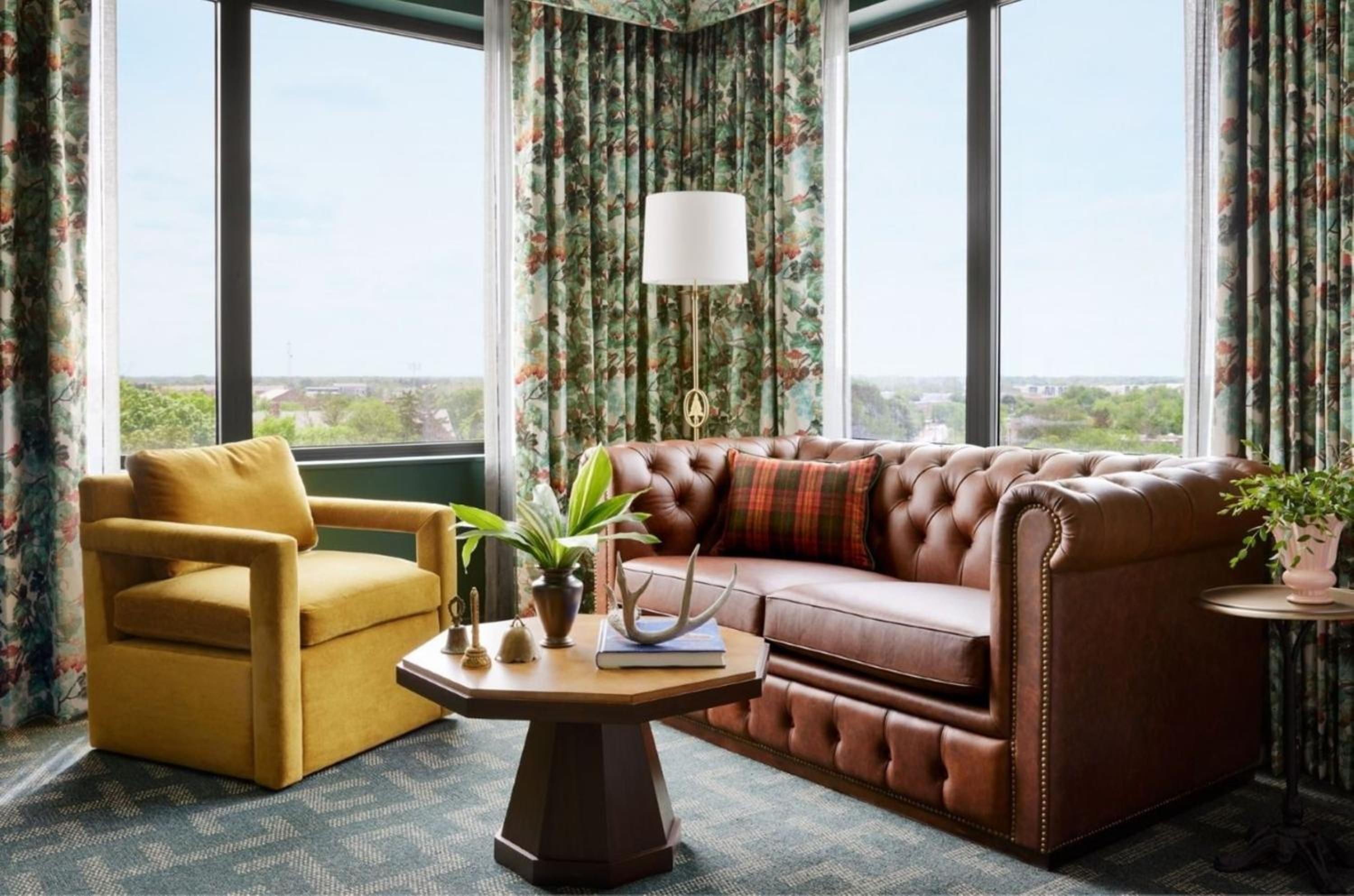 Graduate Junior Suite - Photo 1