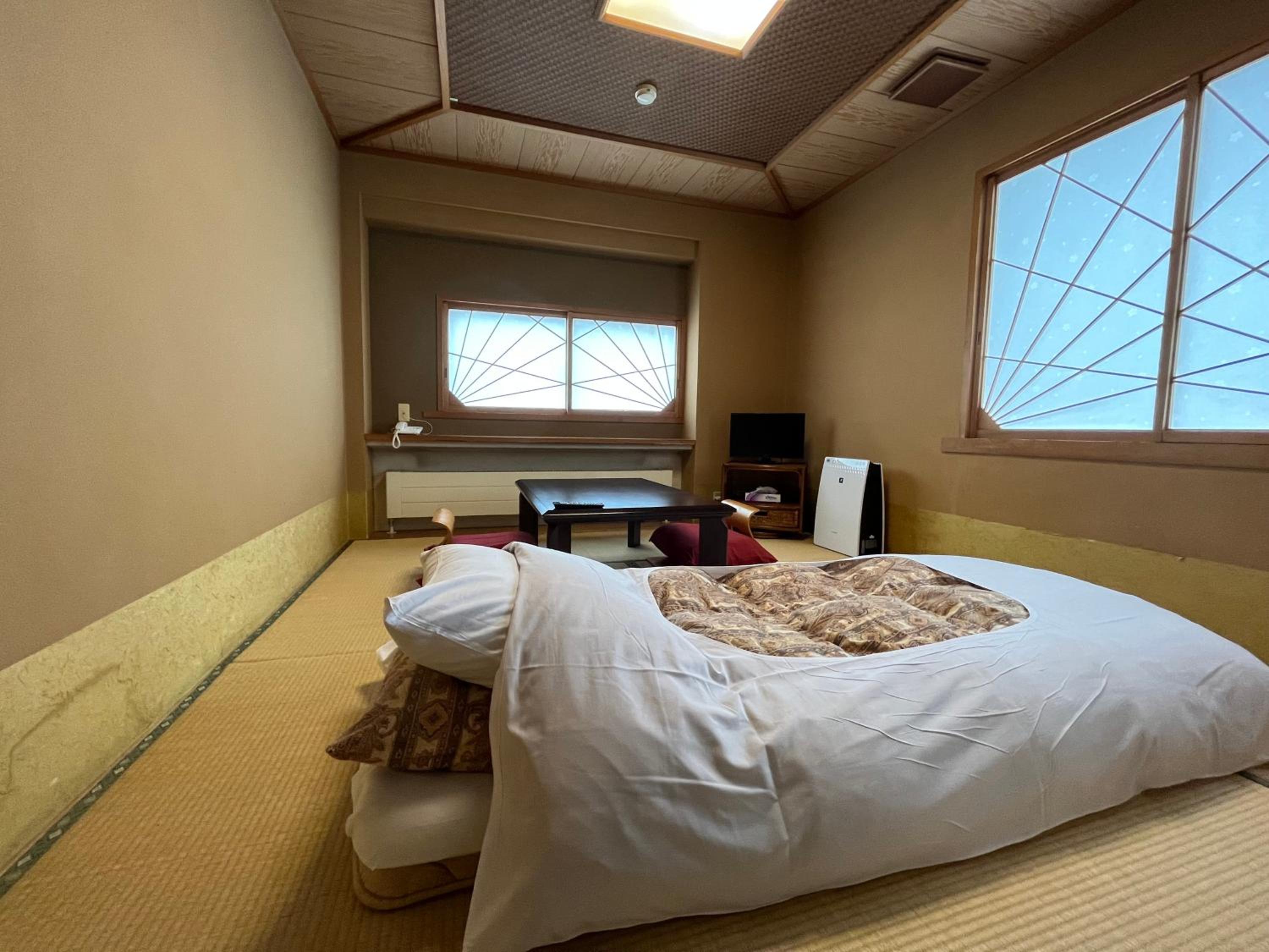 Japanese-Style Quadruple Room photo 3