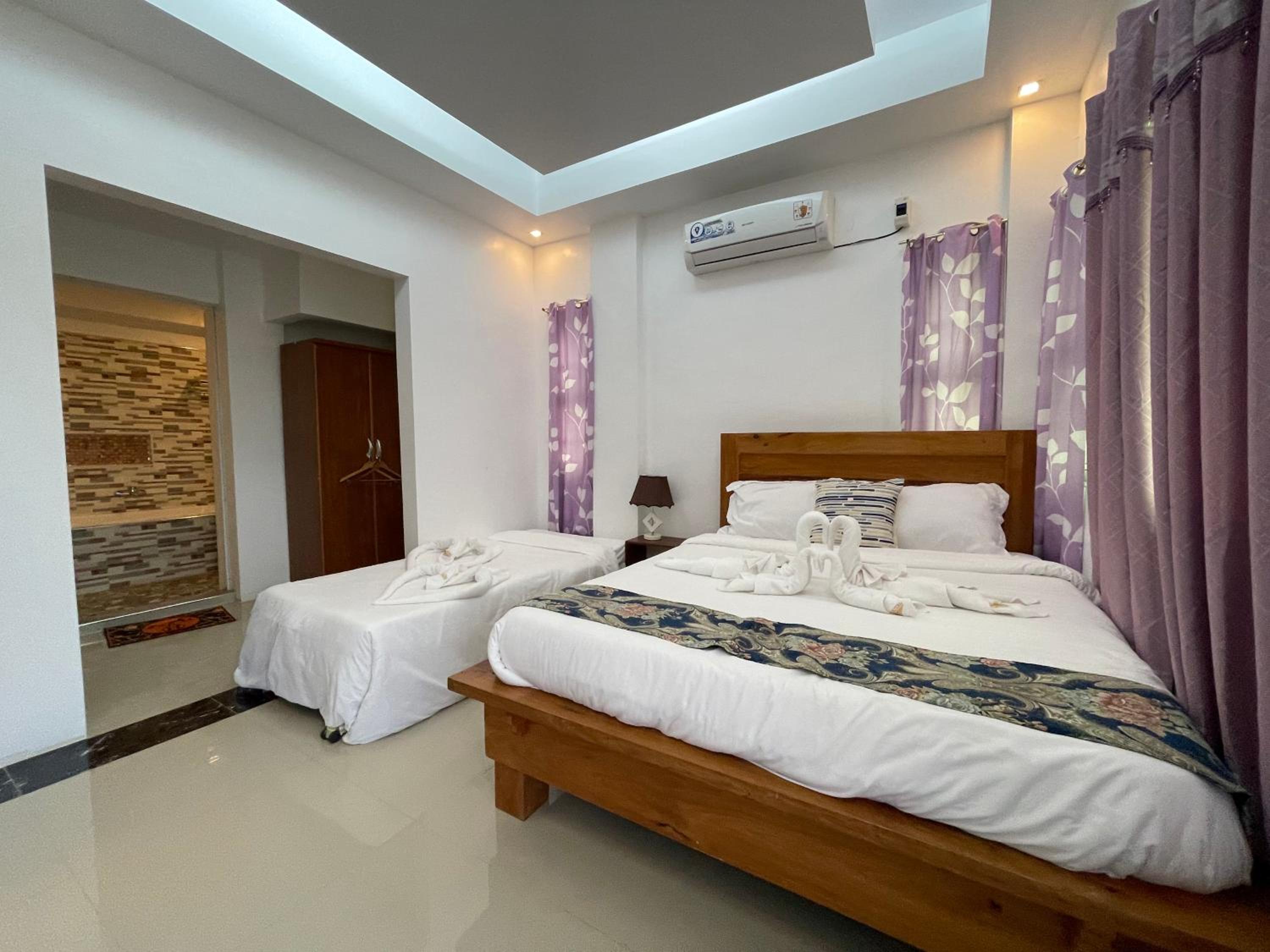 Superior King Room photo 3