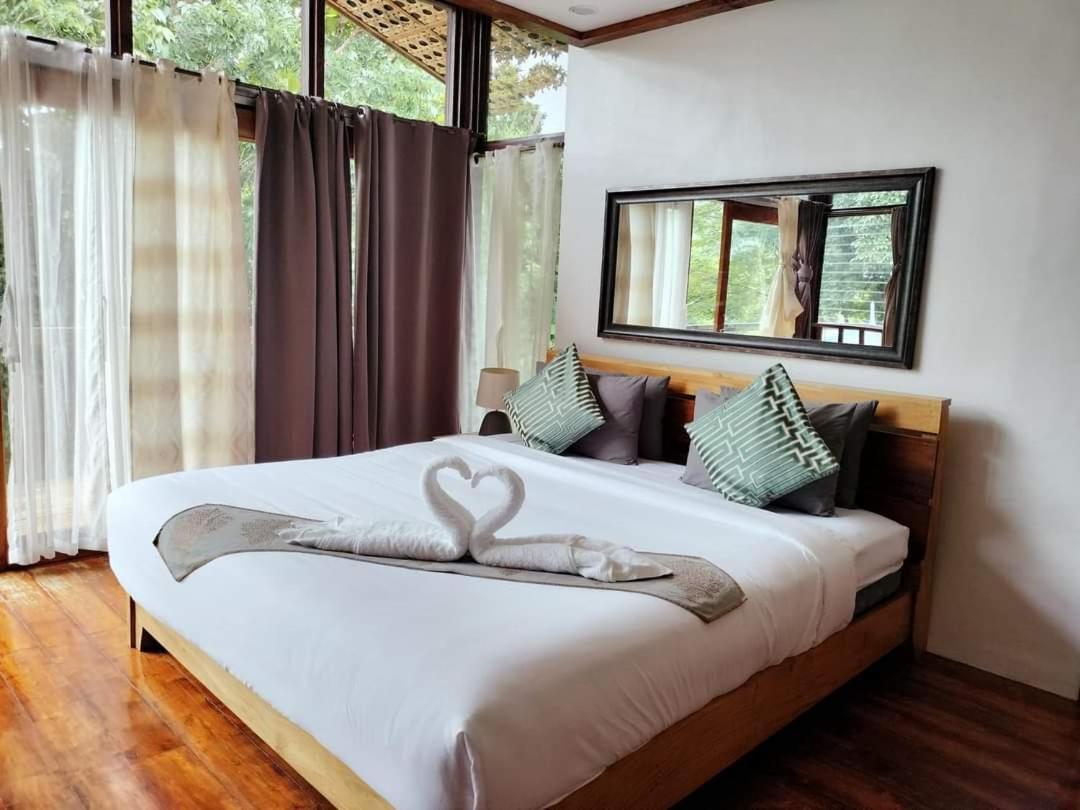 Villa photo 1
