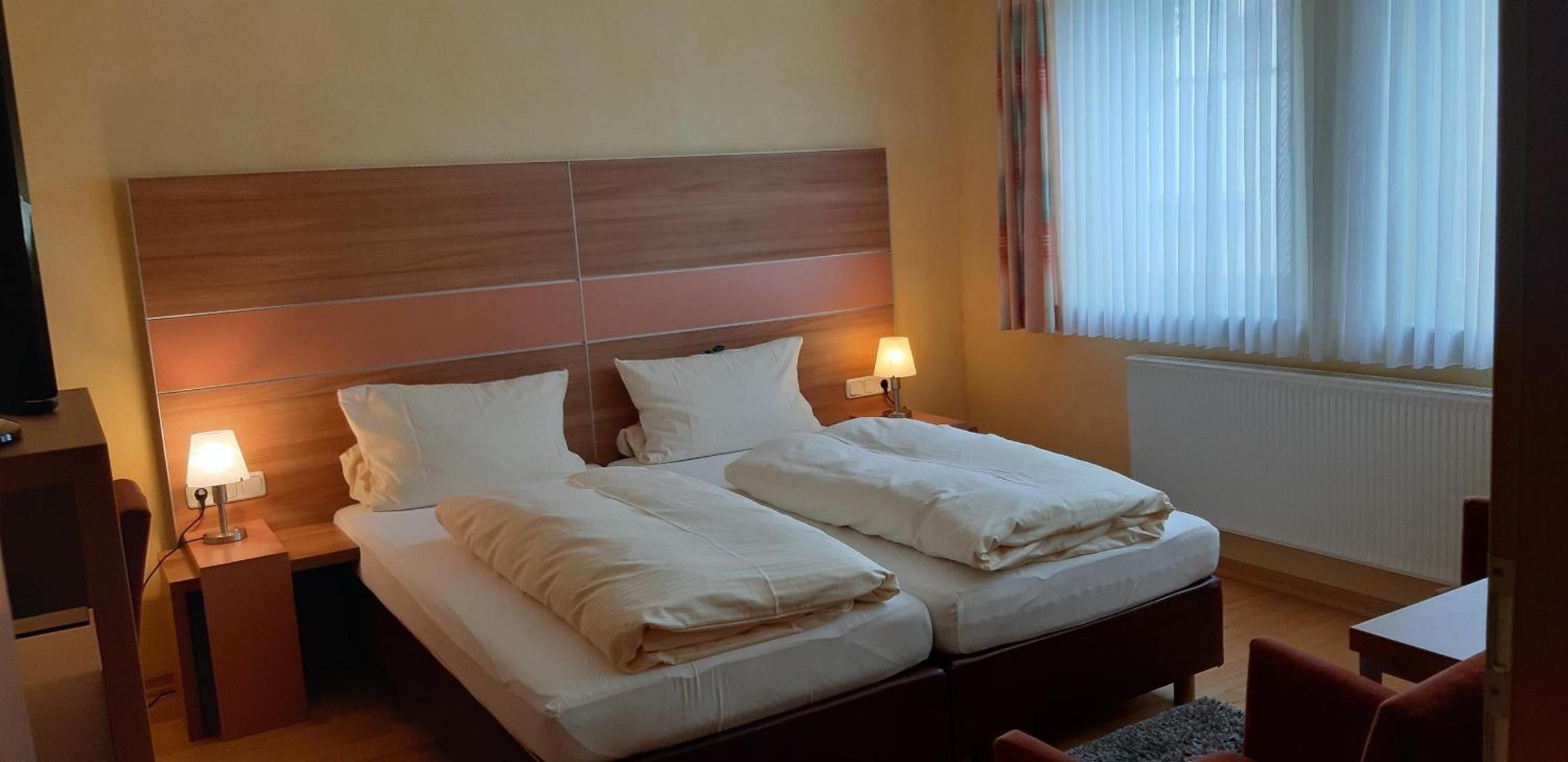 Double Room with Shower photo 2