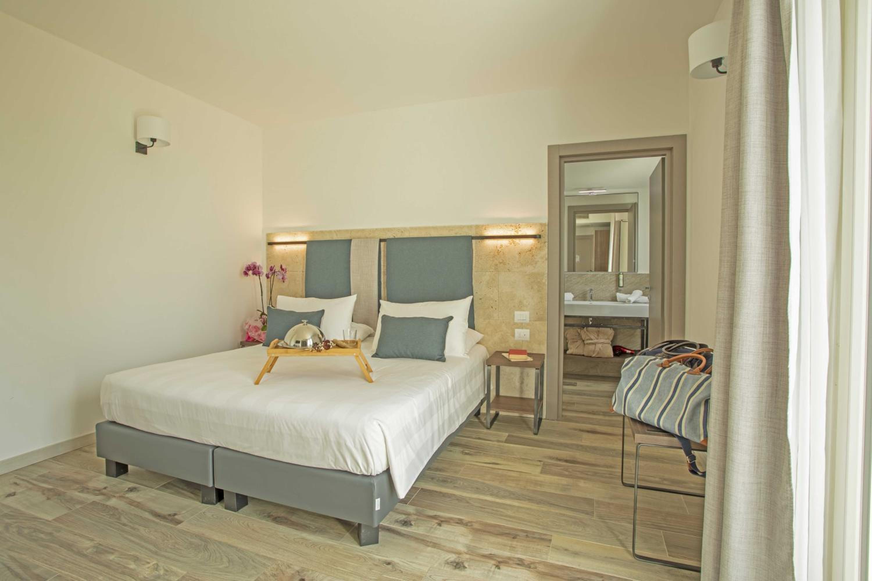 Standard Double or Twin Room - Depandance - Photo 3