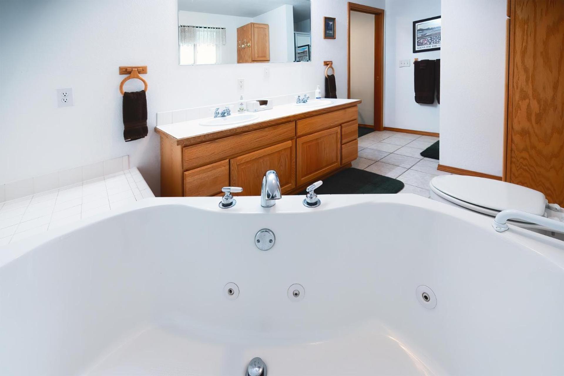 One-Bedroom Suite photo 3