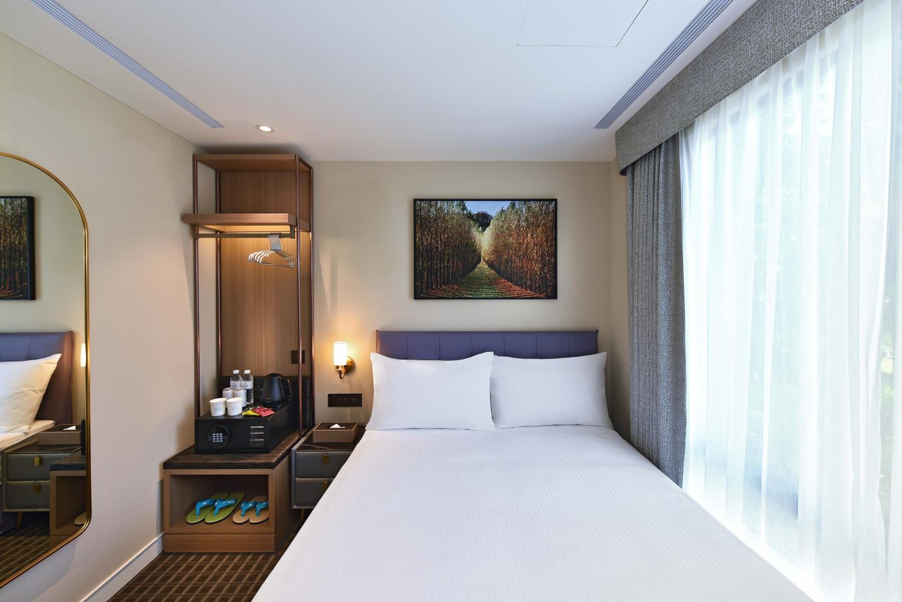 Simple Double Room