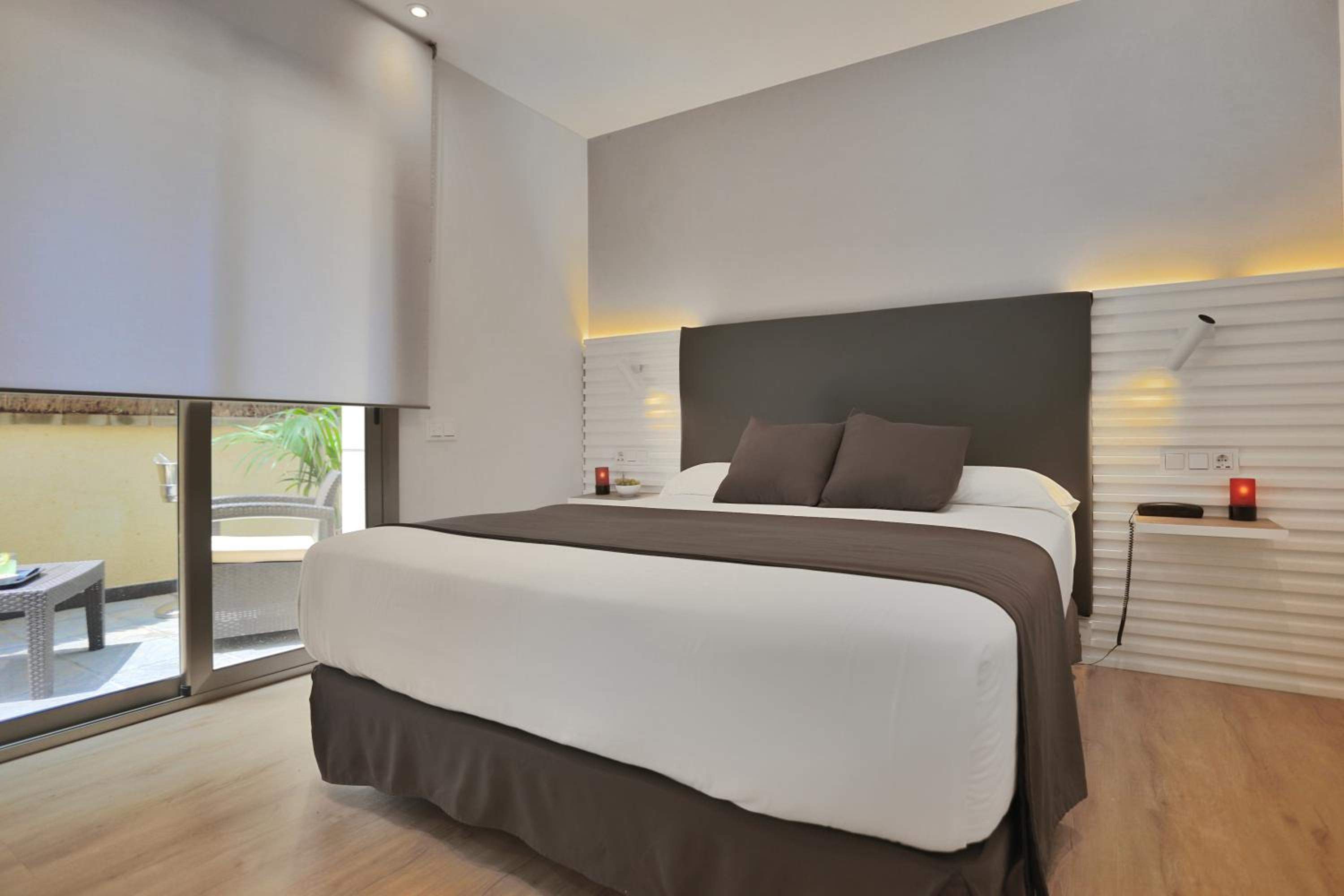 Standard Double or Twin Room with Garden photo 1