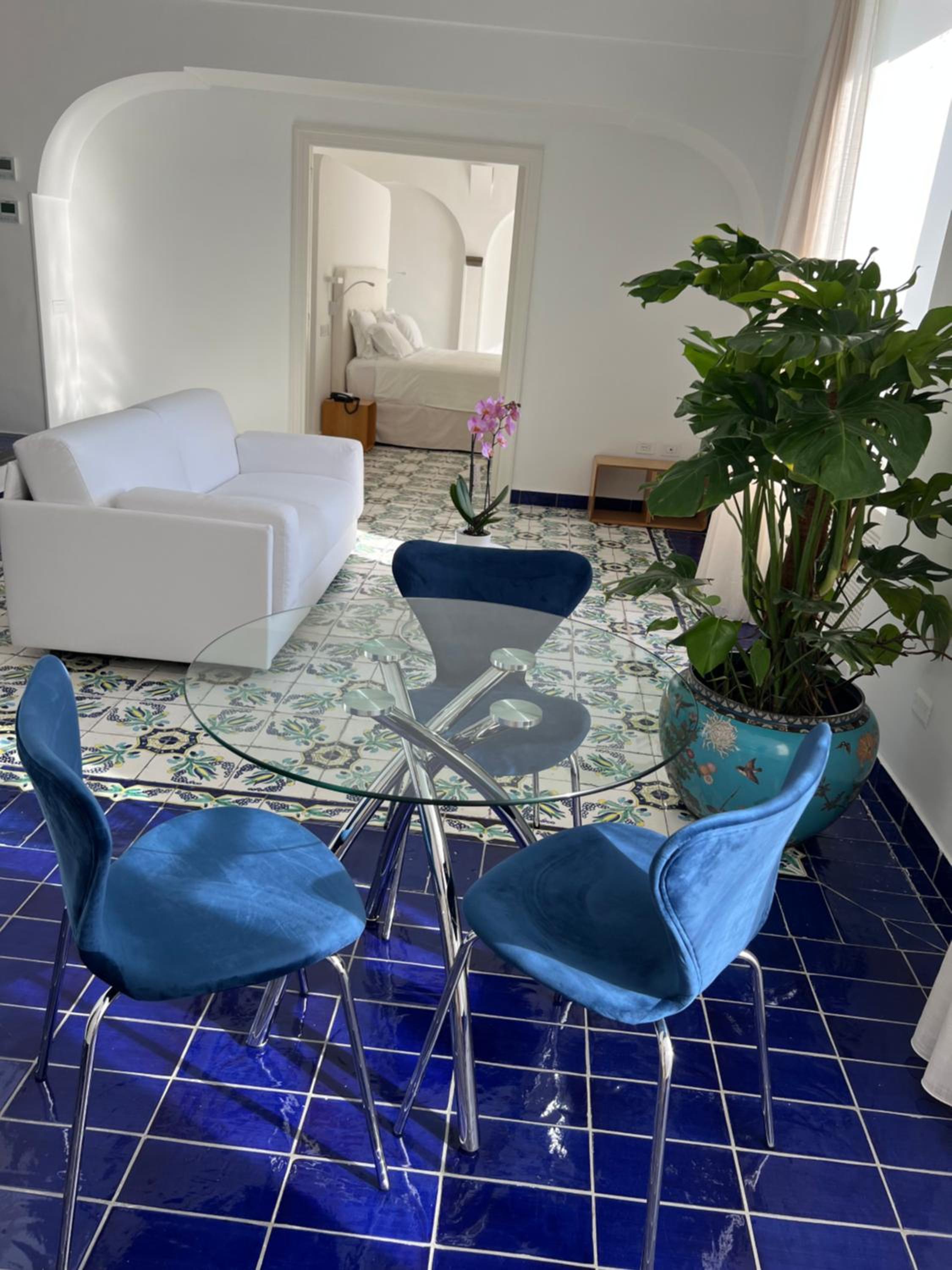 Deluxe Apartment - Photo 2