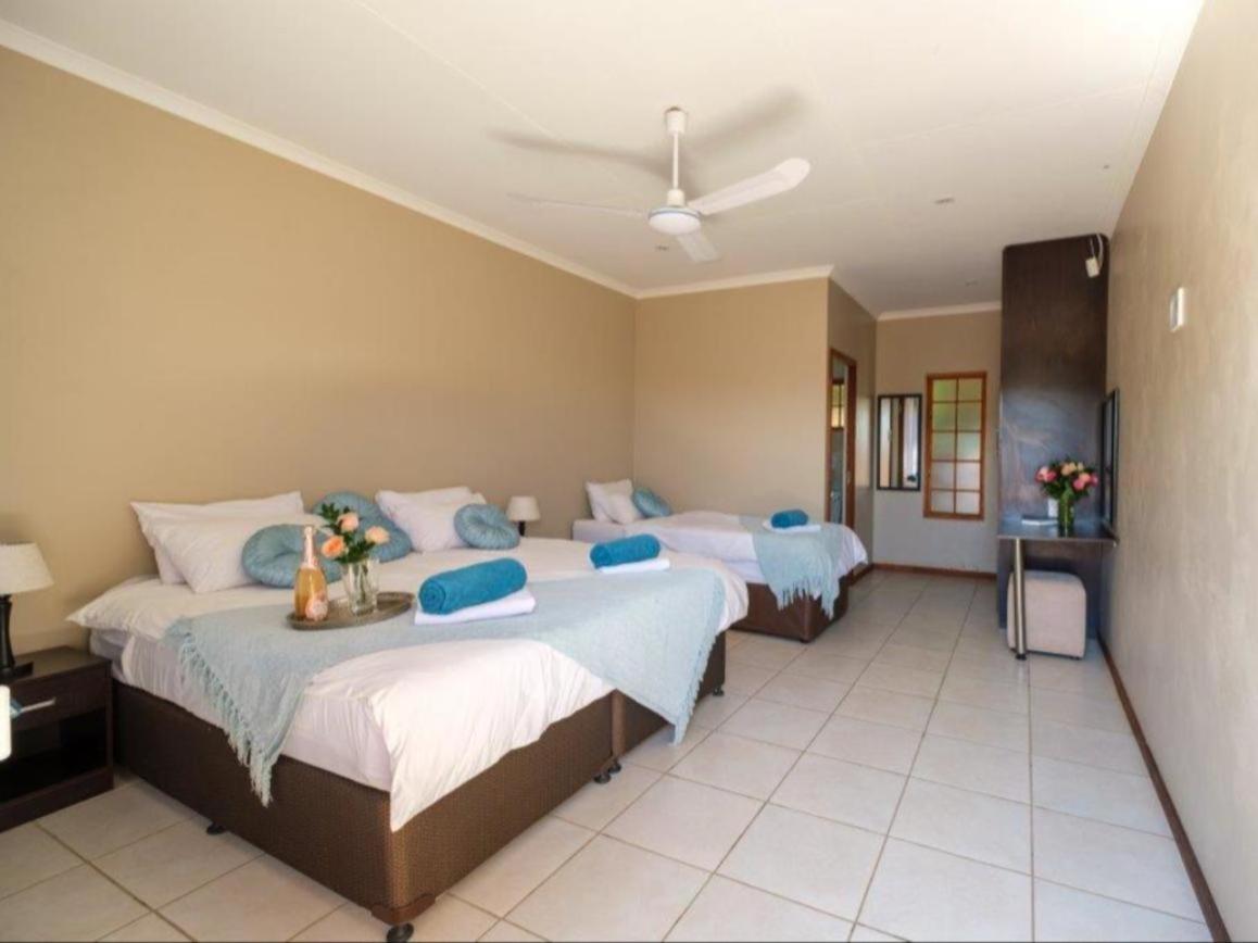 Comfort Triple Room with Shower photo 1