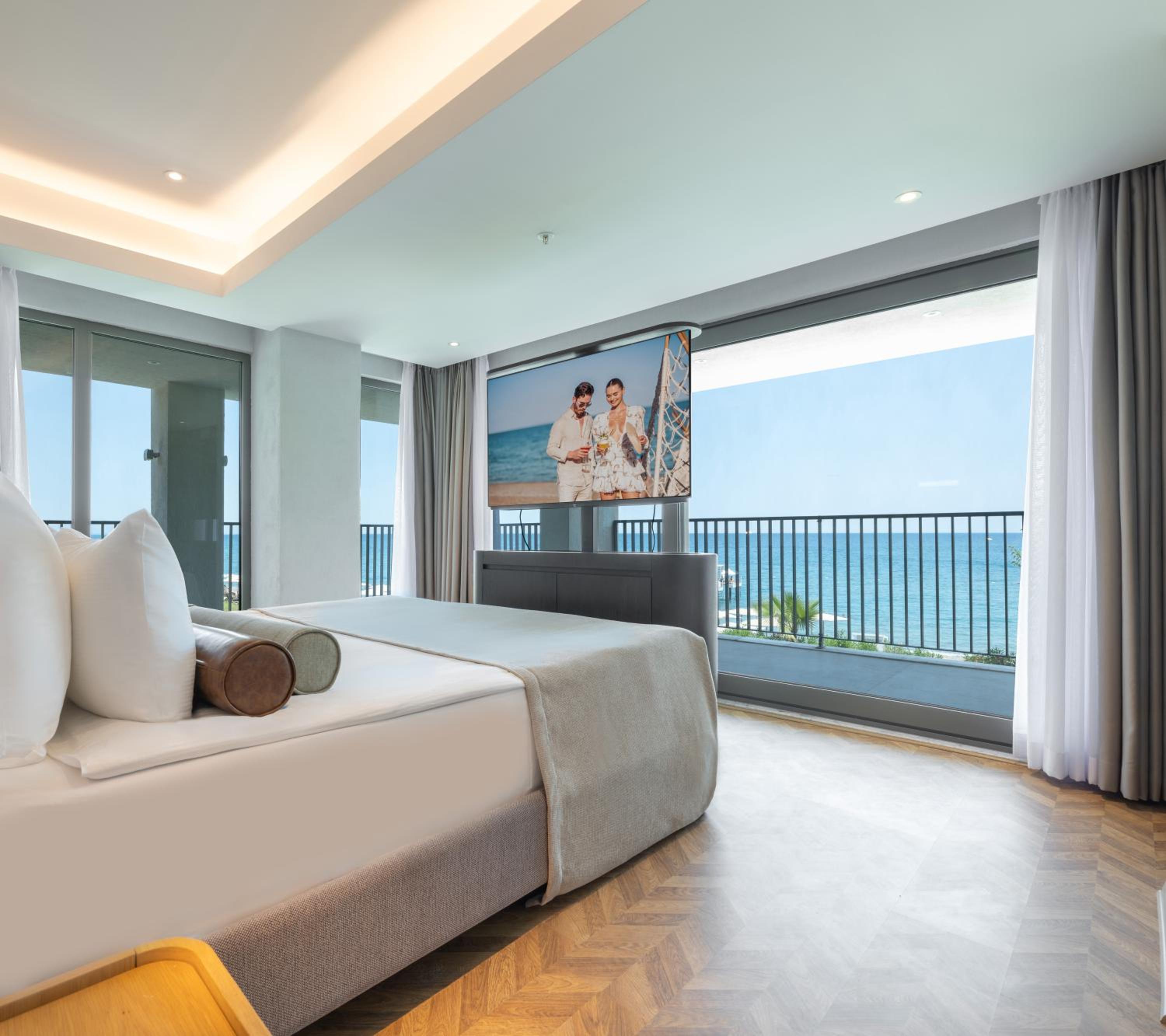Villa - Beach Front