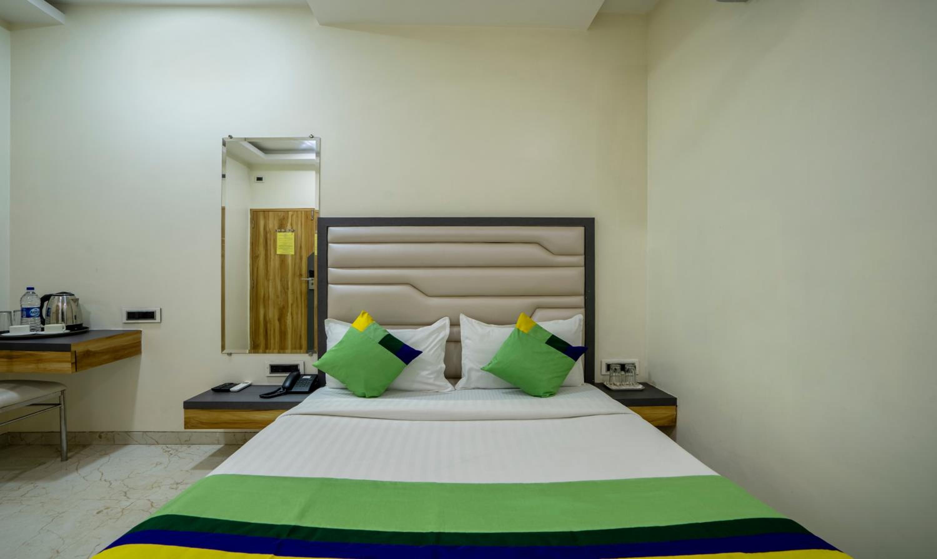 Economy Room - Photo 4