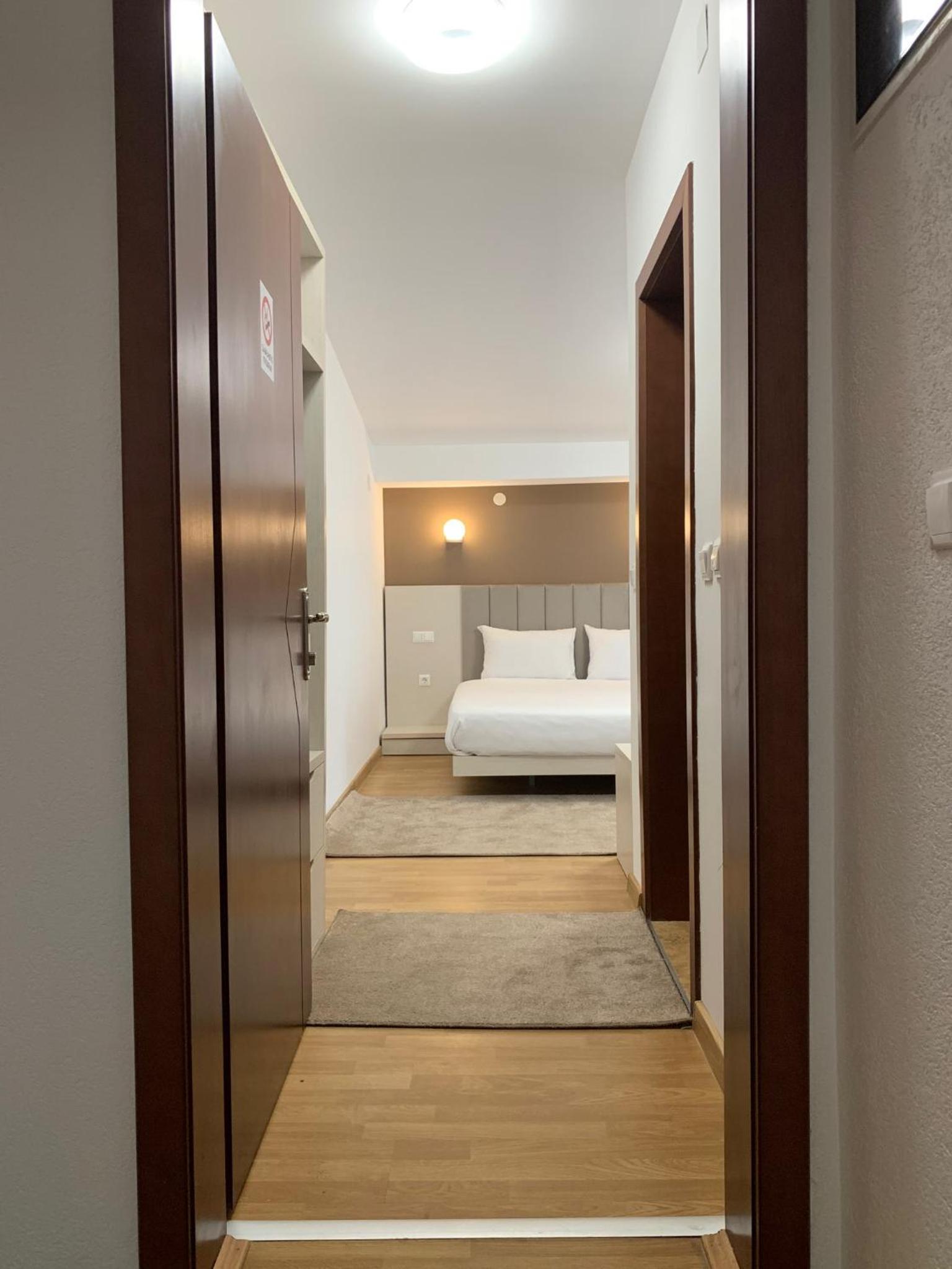 Deluxe Triple Room - Photo 6