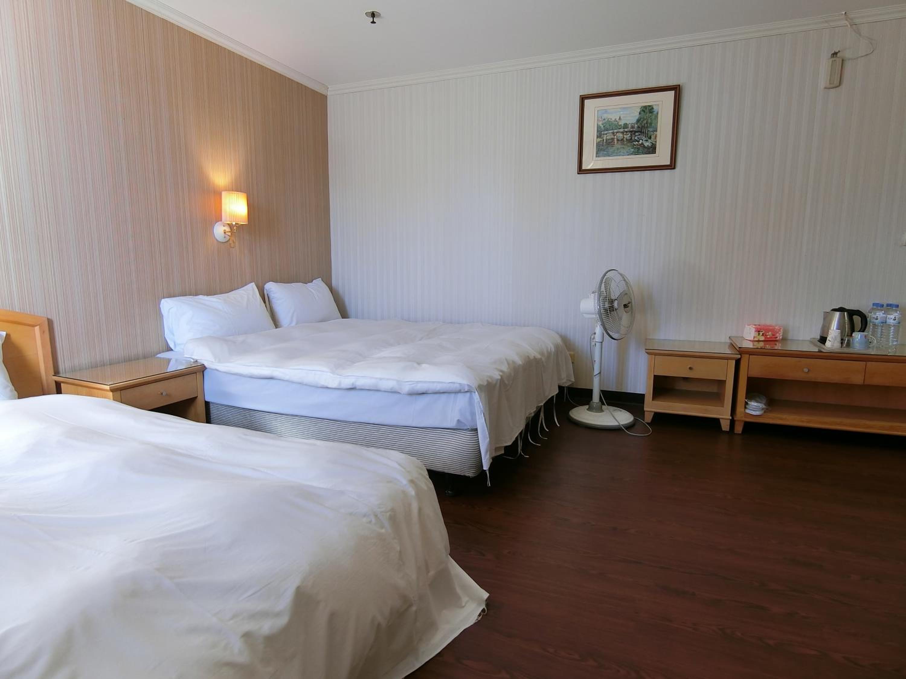 Quadruple Room photo 2