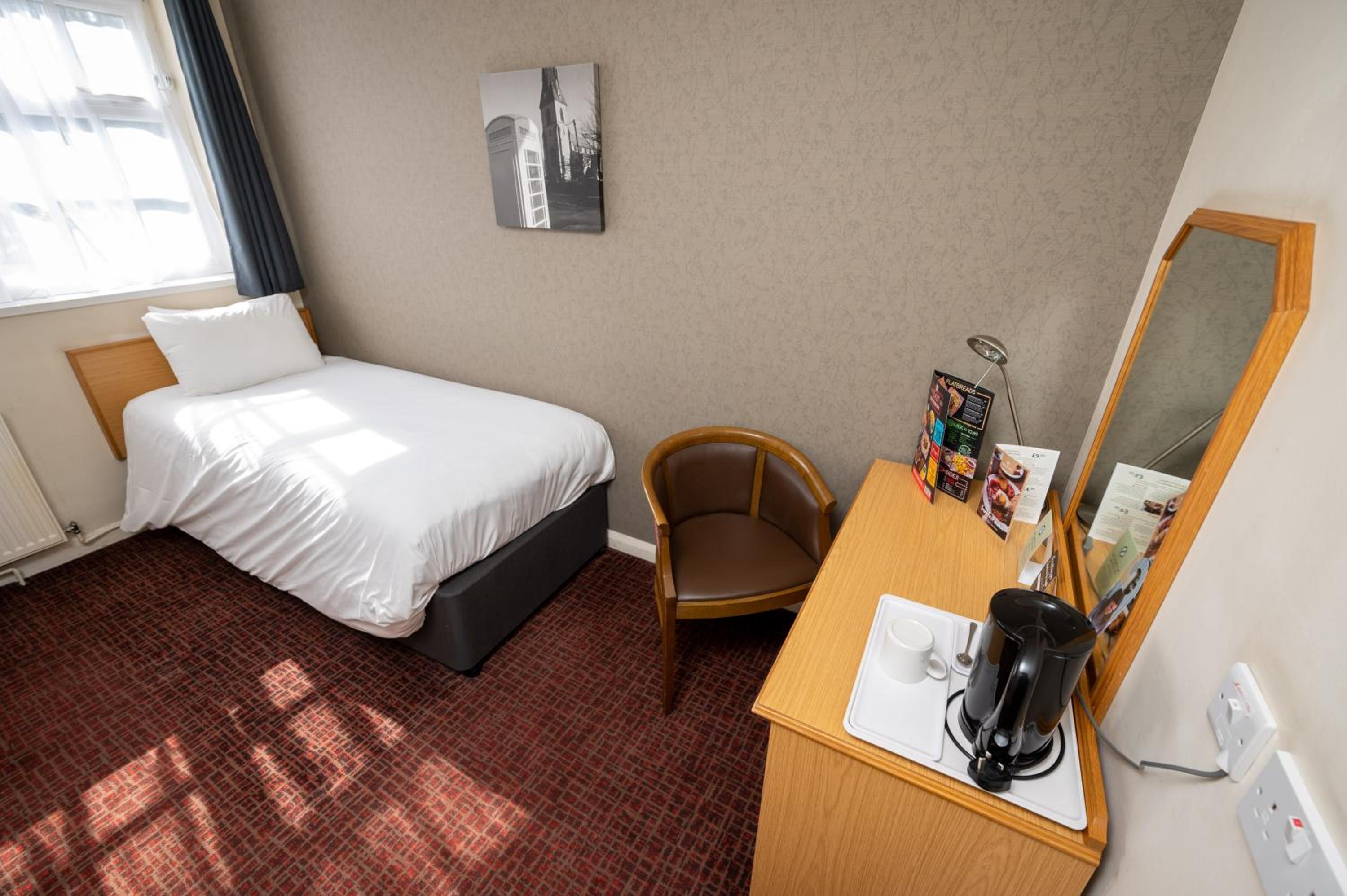 Single Room photo 2