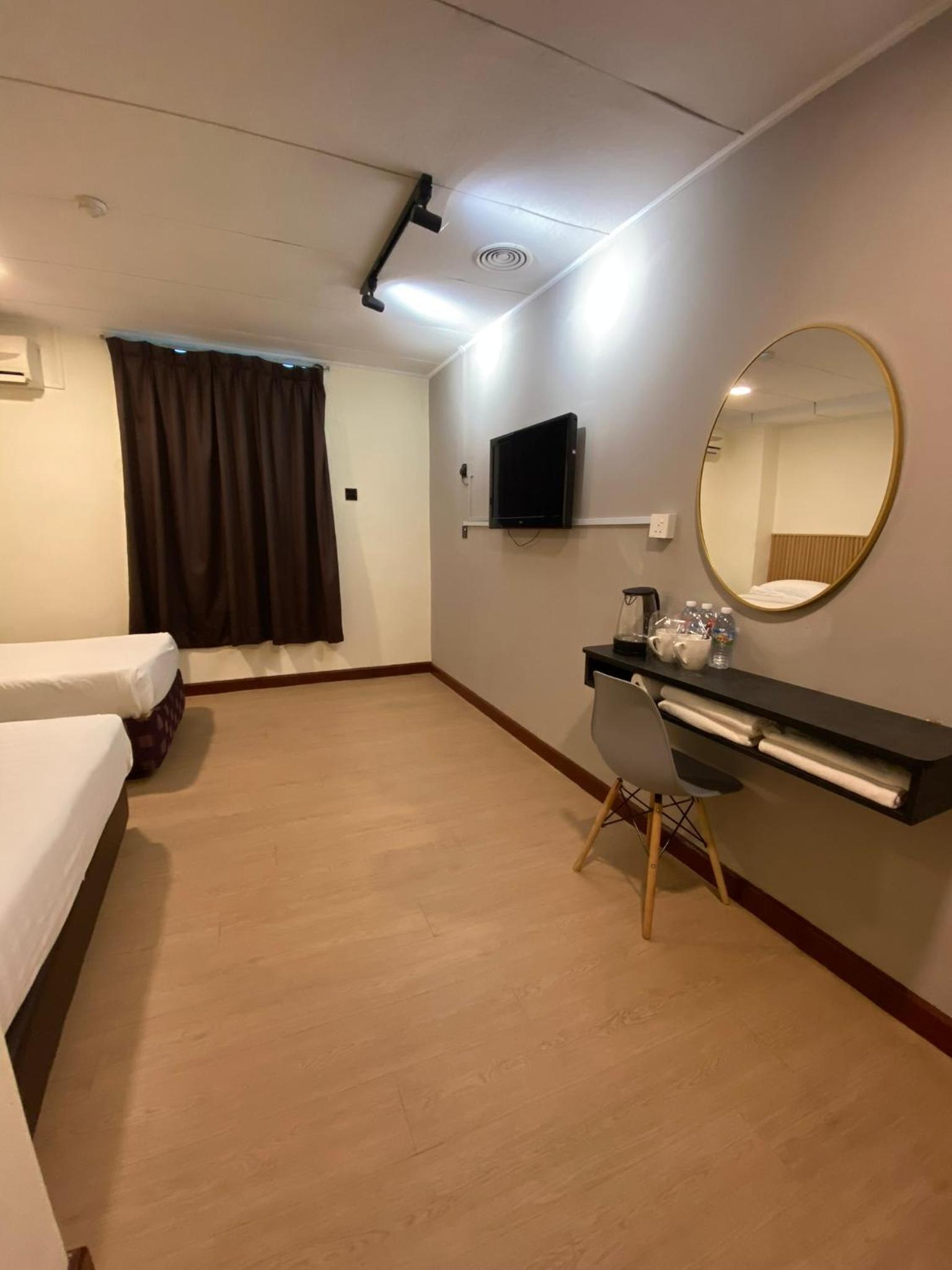 Deluxe Family Room - Photo 8