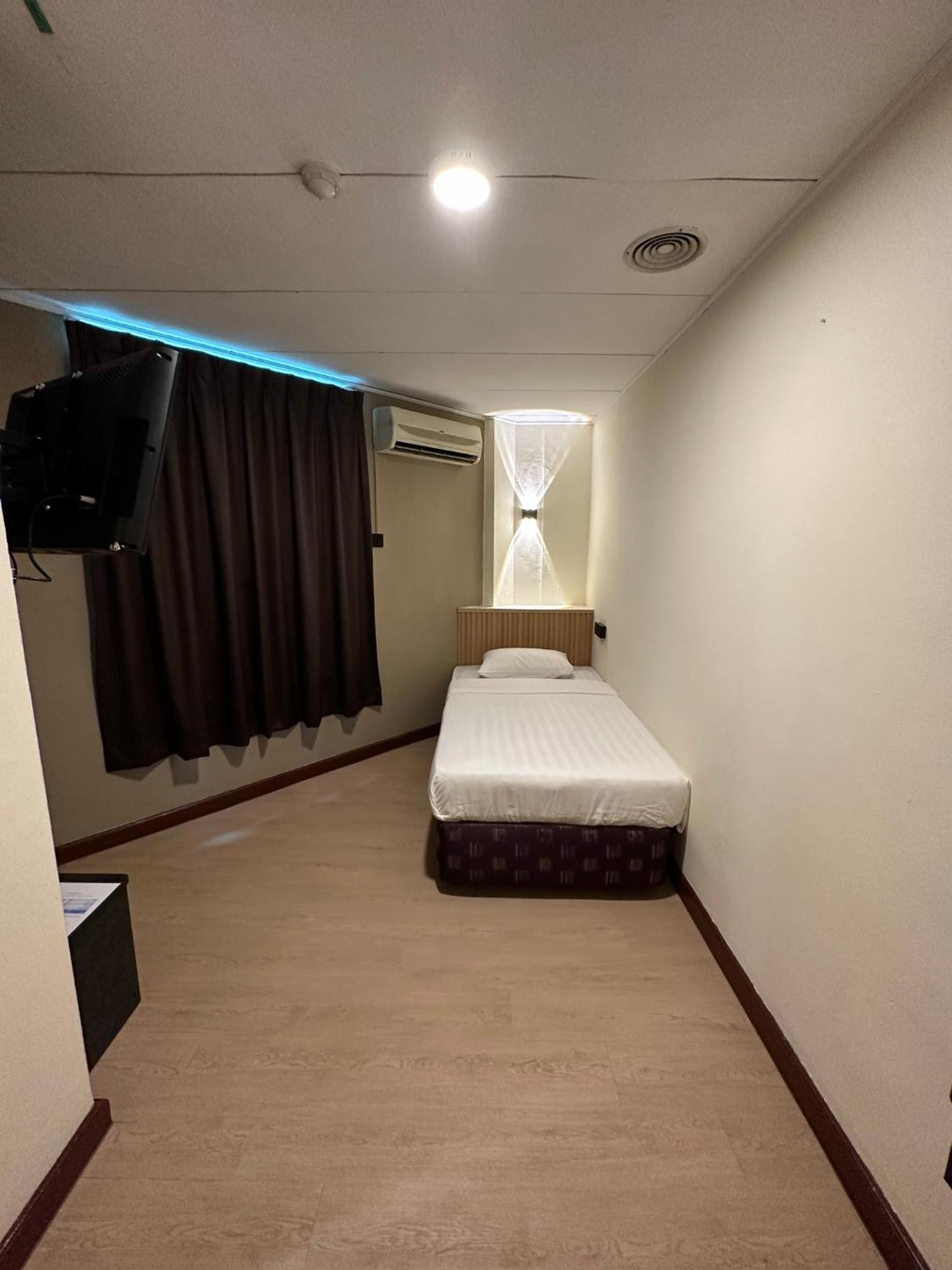 Superior Single Room