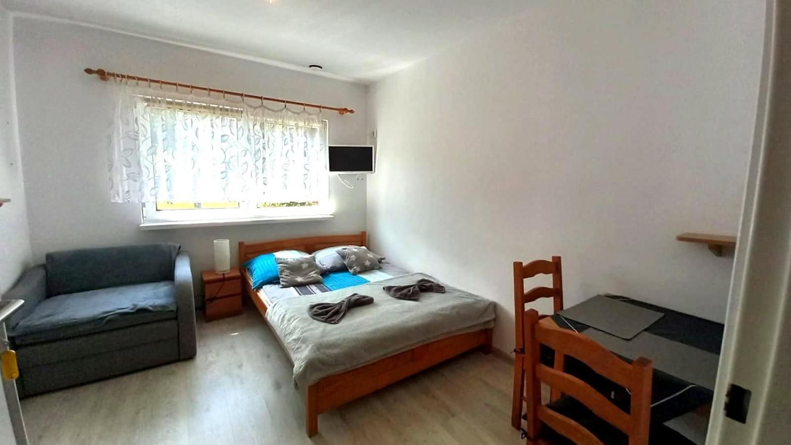 Small Double Room - Photo 3