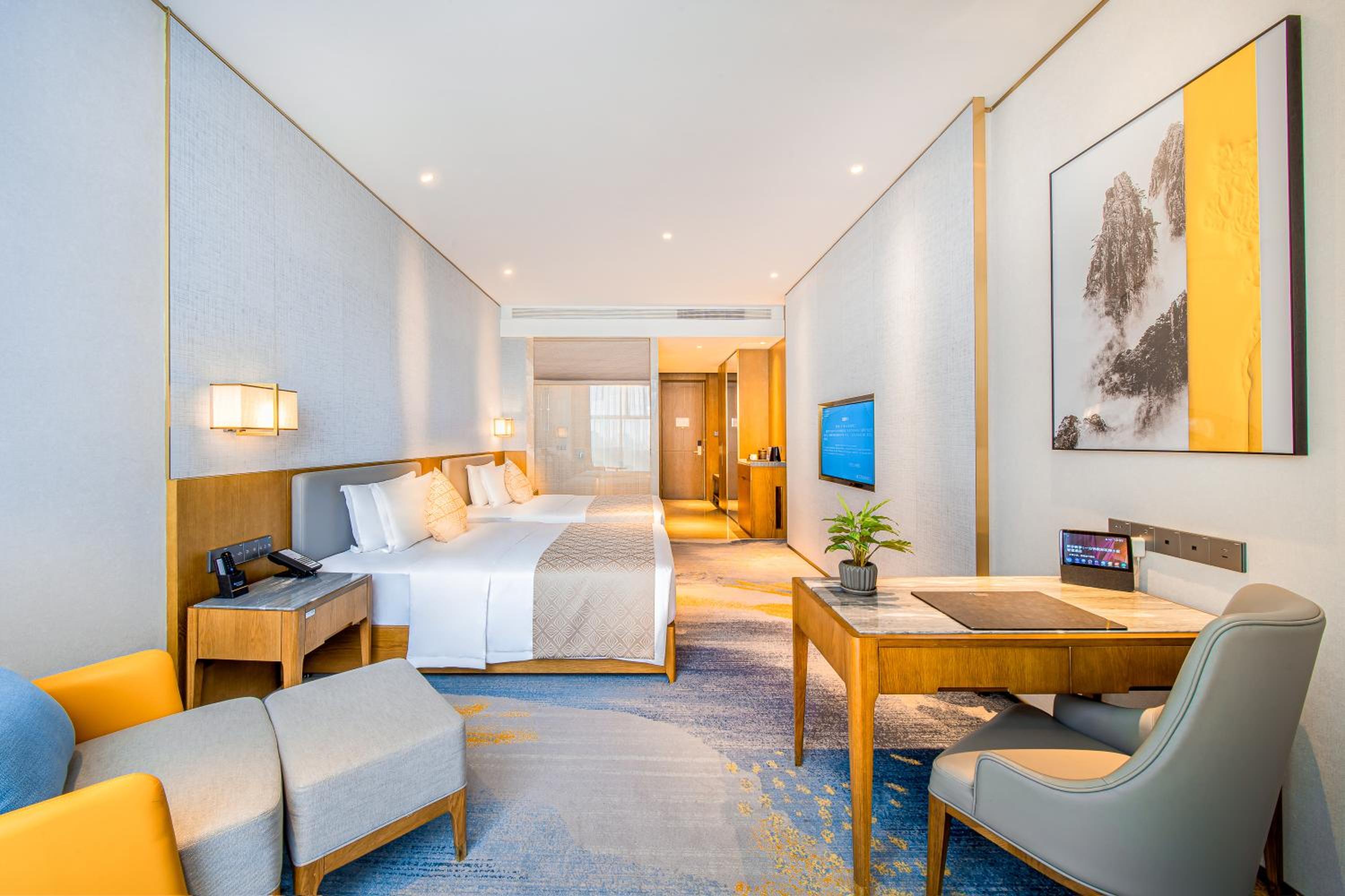 Deluxe Room With Two Double Beds - Non Smoking - Photo 2