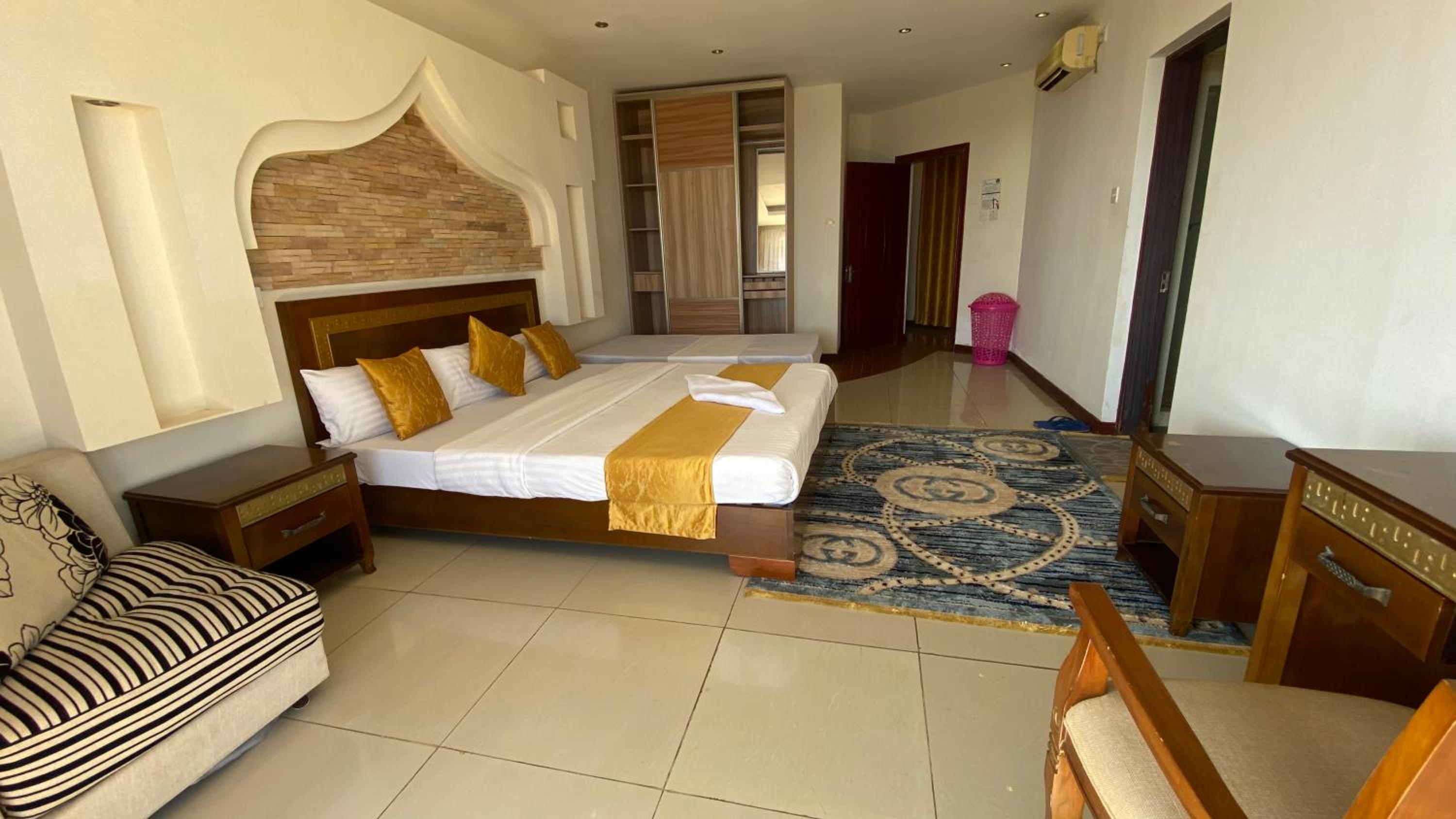 Three-Bedroom Apartment - Photo 10