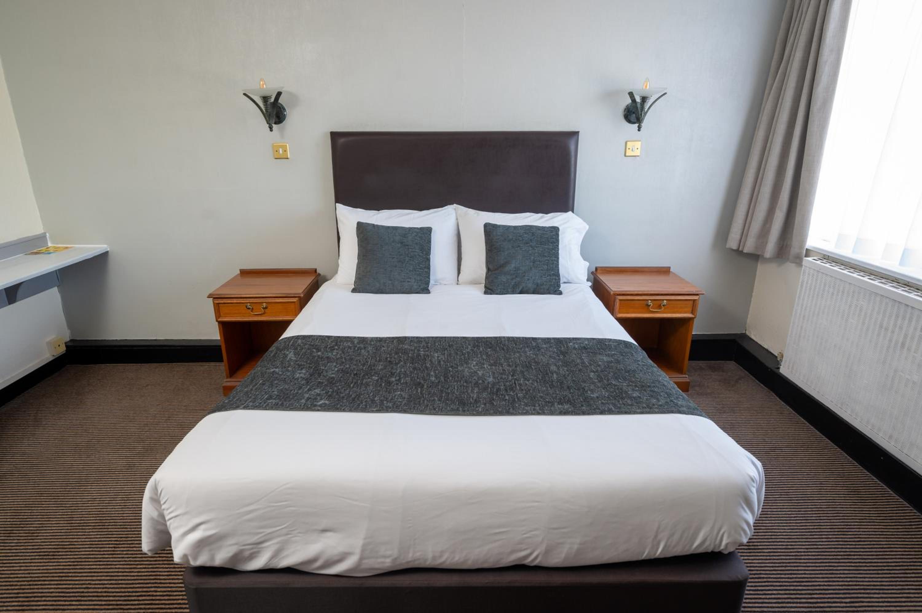 Double Room - Photo 1