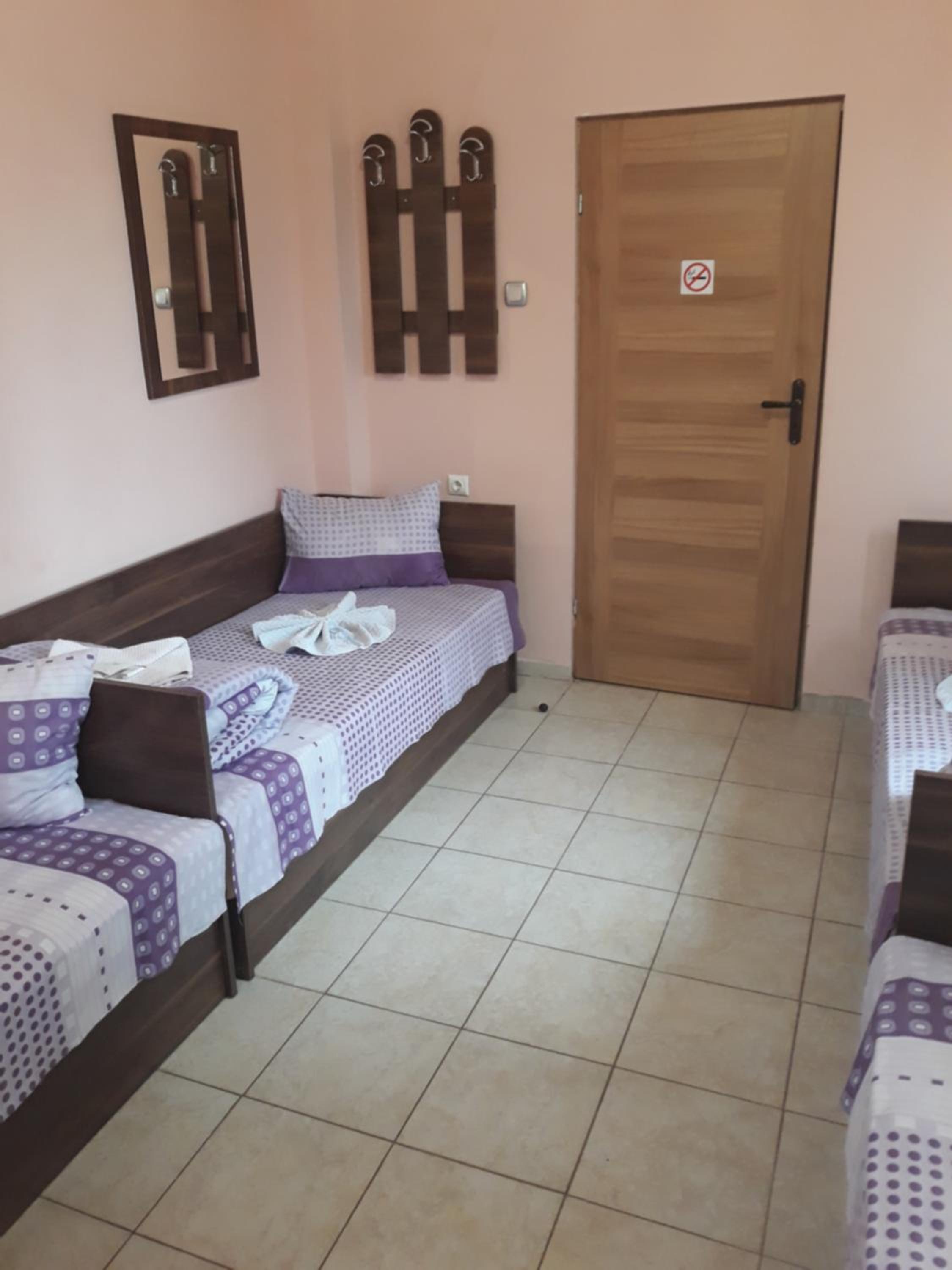 Classic Quadruple Room photo 2
