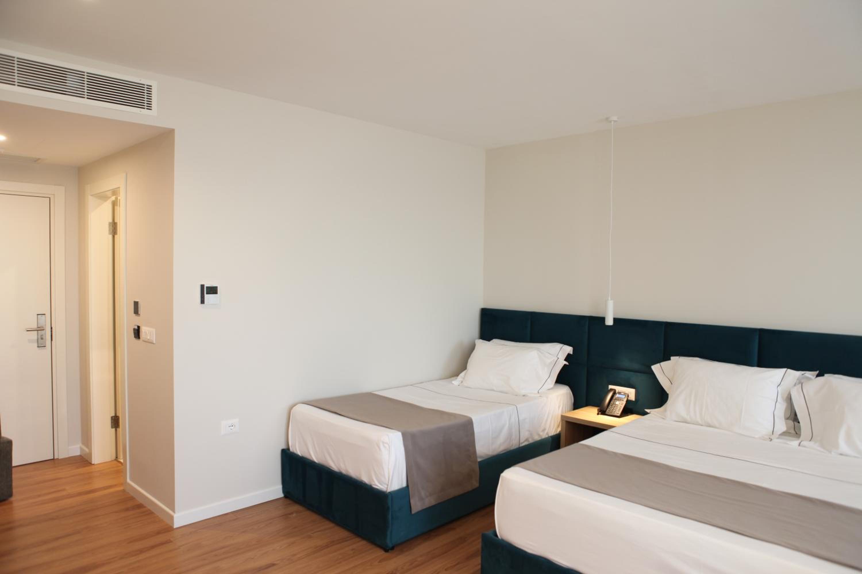 Triple Room With Sea View