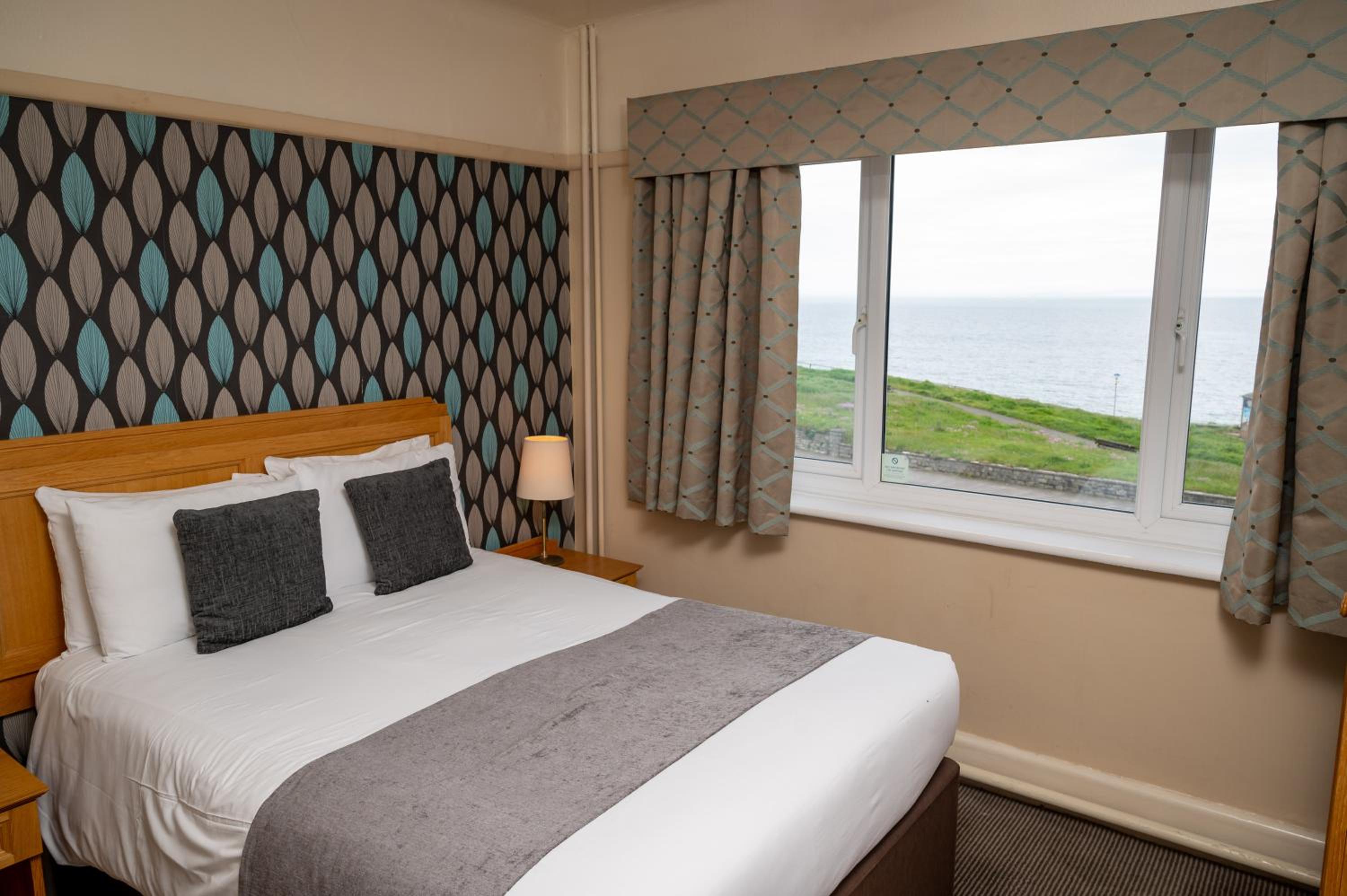 Double Room with Sea View - Photo 3