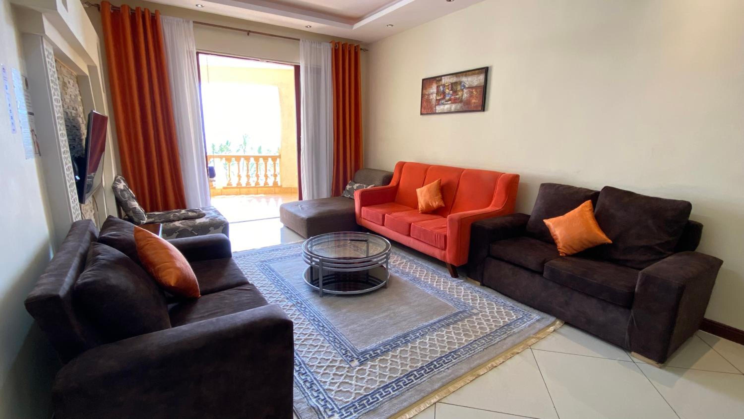 Two-Bedroom Apartment - Photo 8