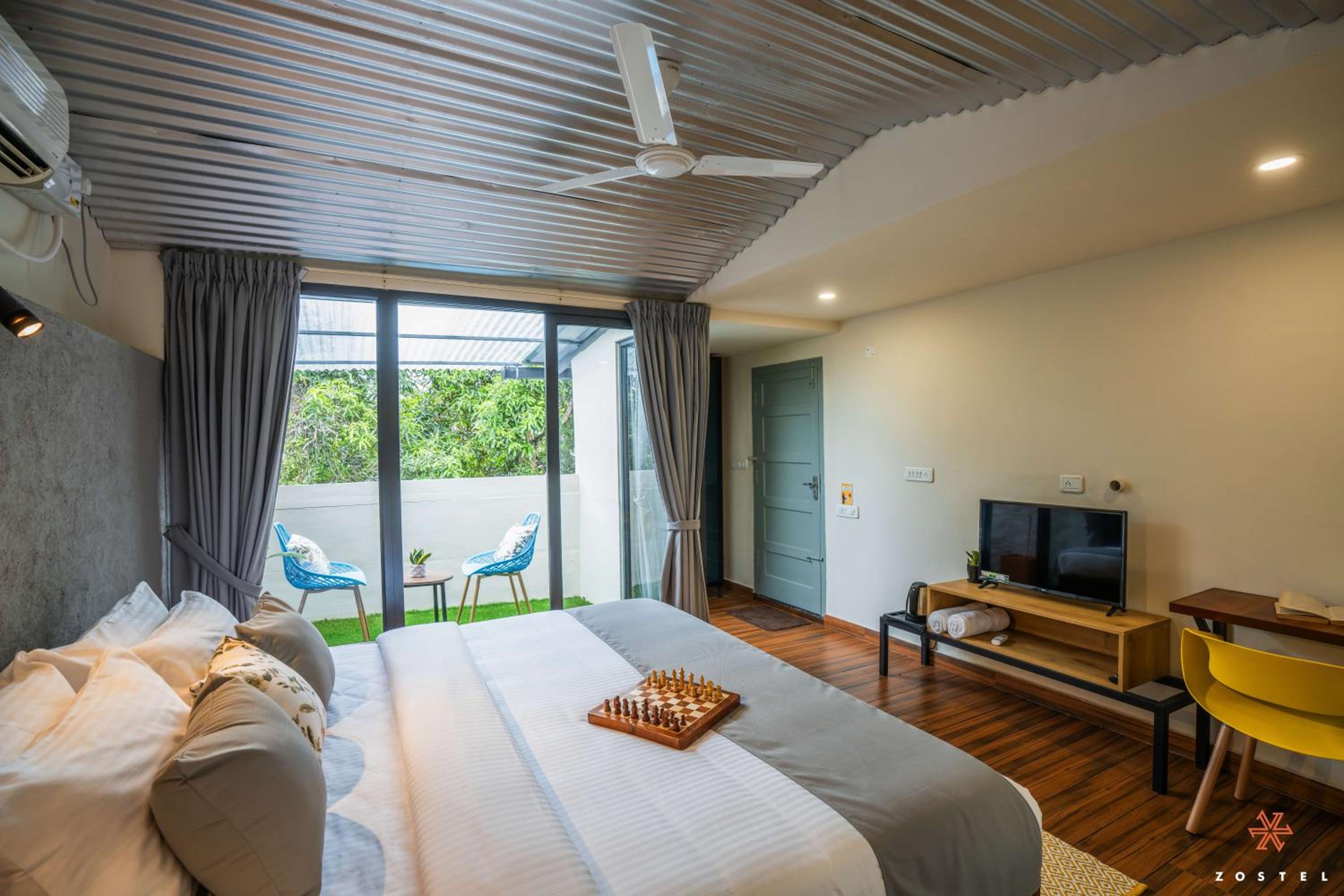 Deluxe Double Room - Photo 1