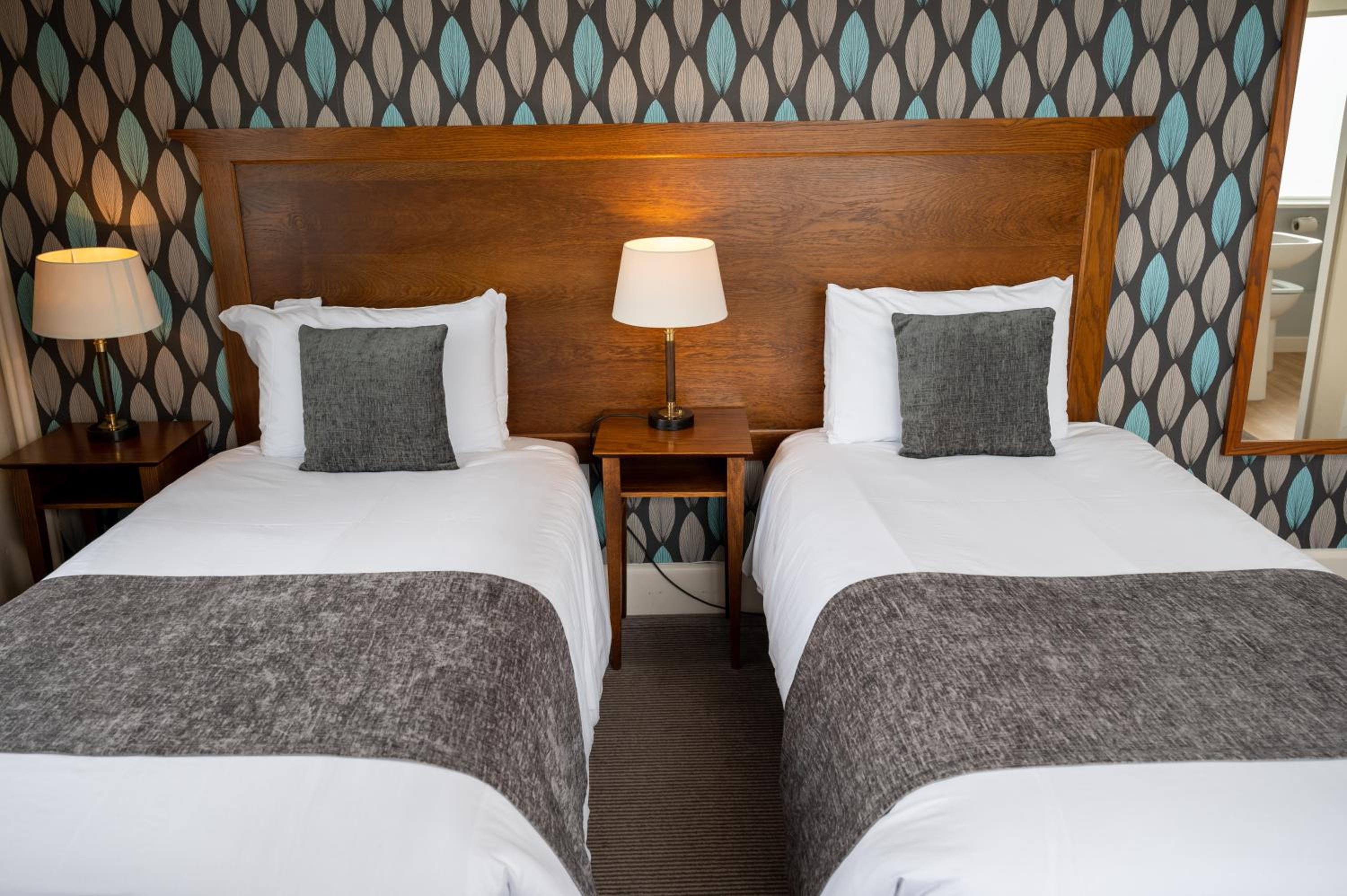 Twin Room with Sea View - Photo 4