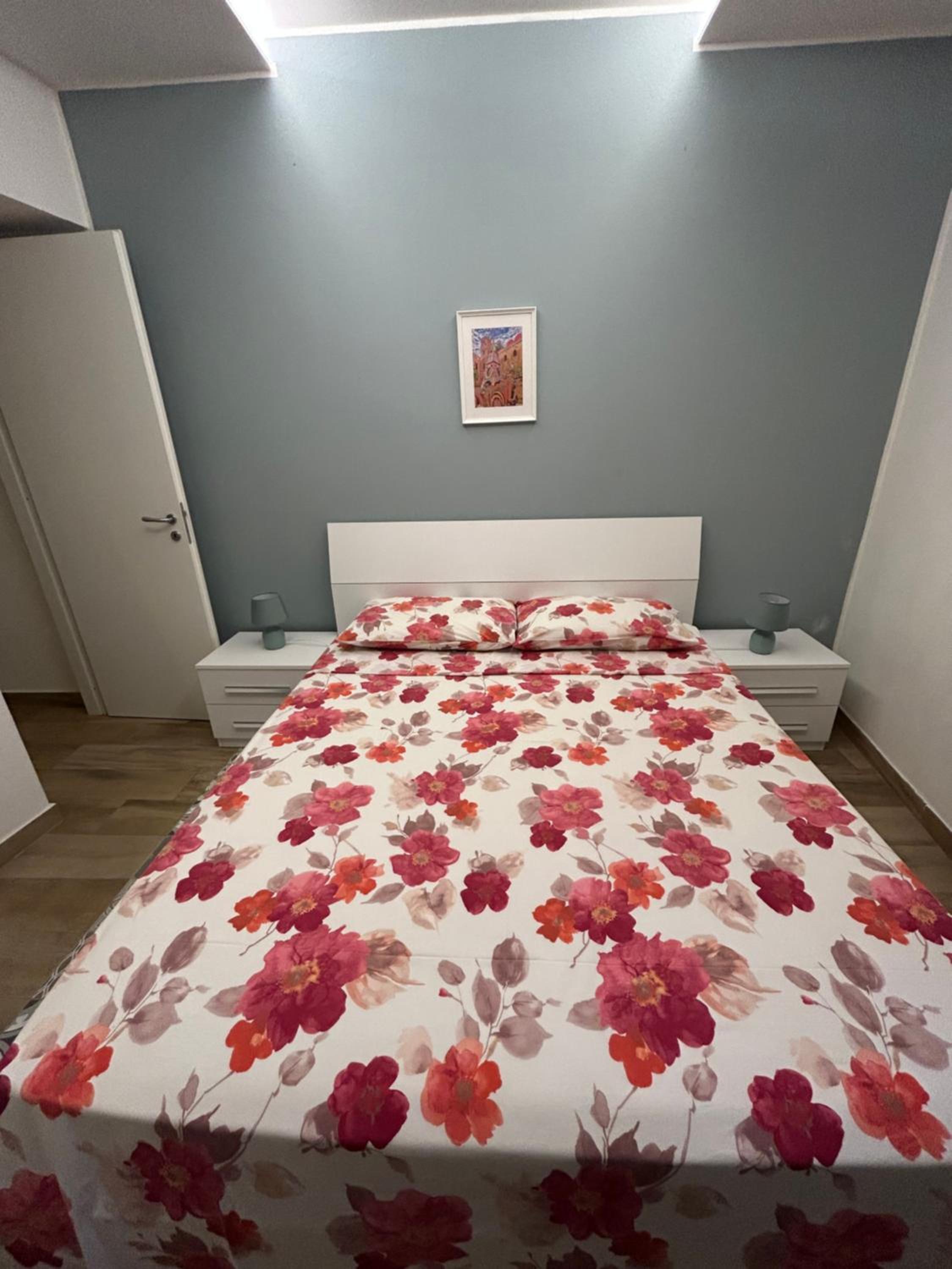 One-Bedroom House - Photo 8