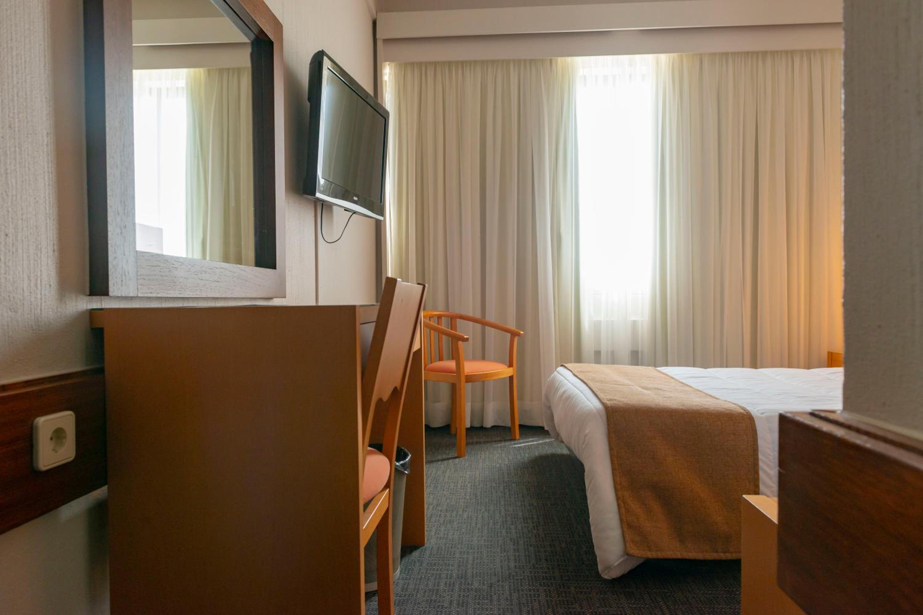 Single Room photo 3