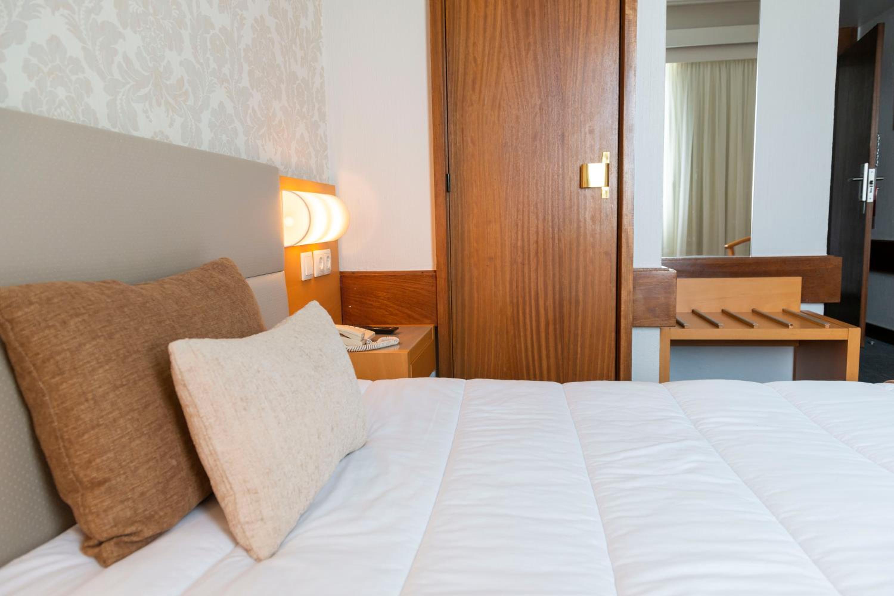 Single Room photo 2
