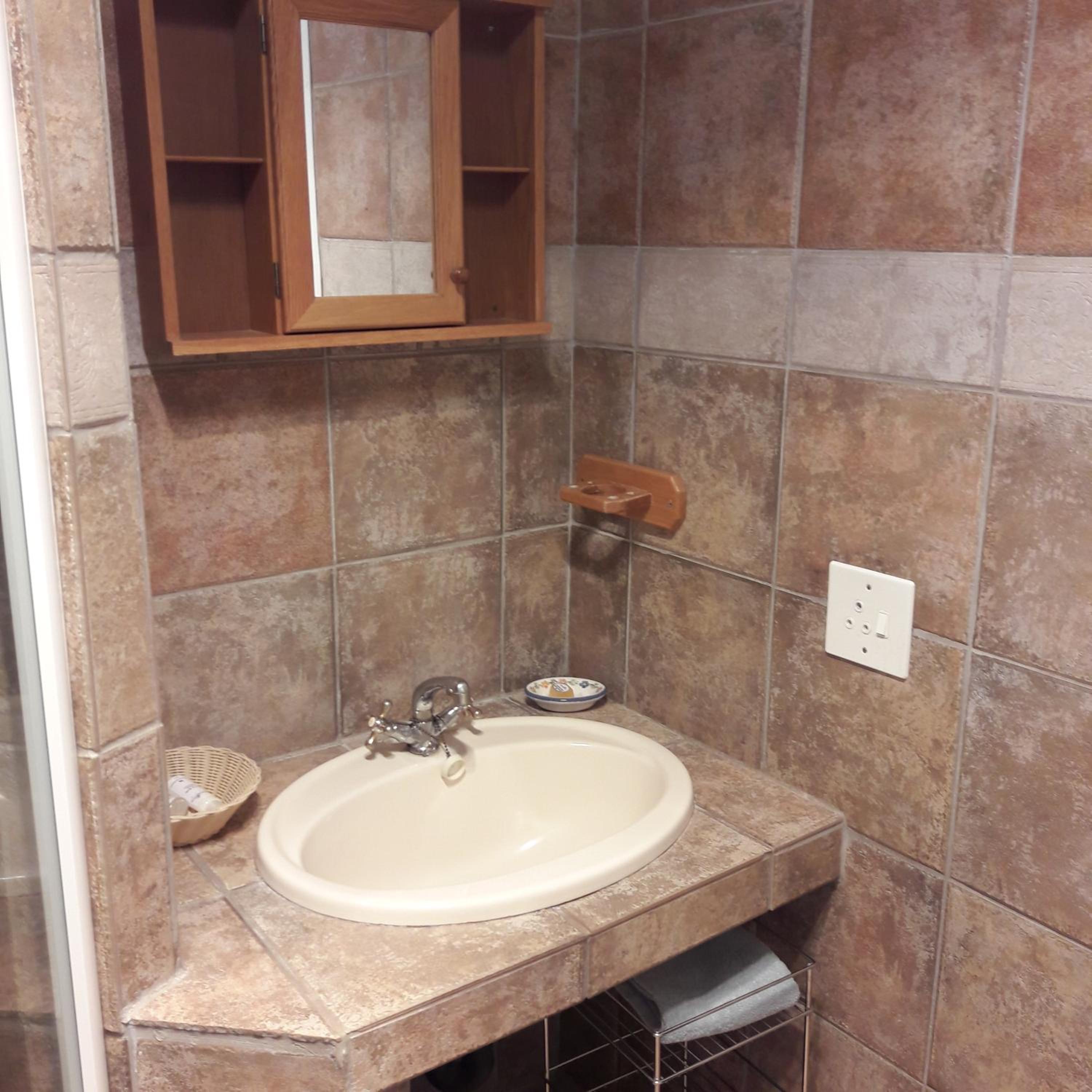 Hilltop House - Photo 11
