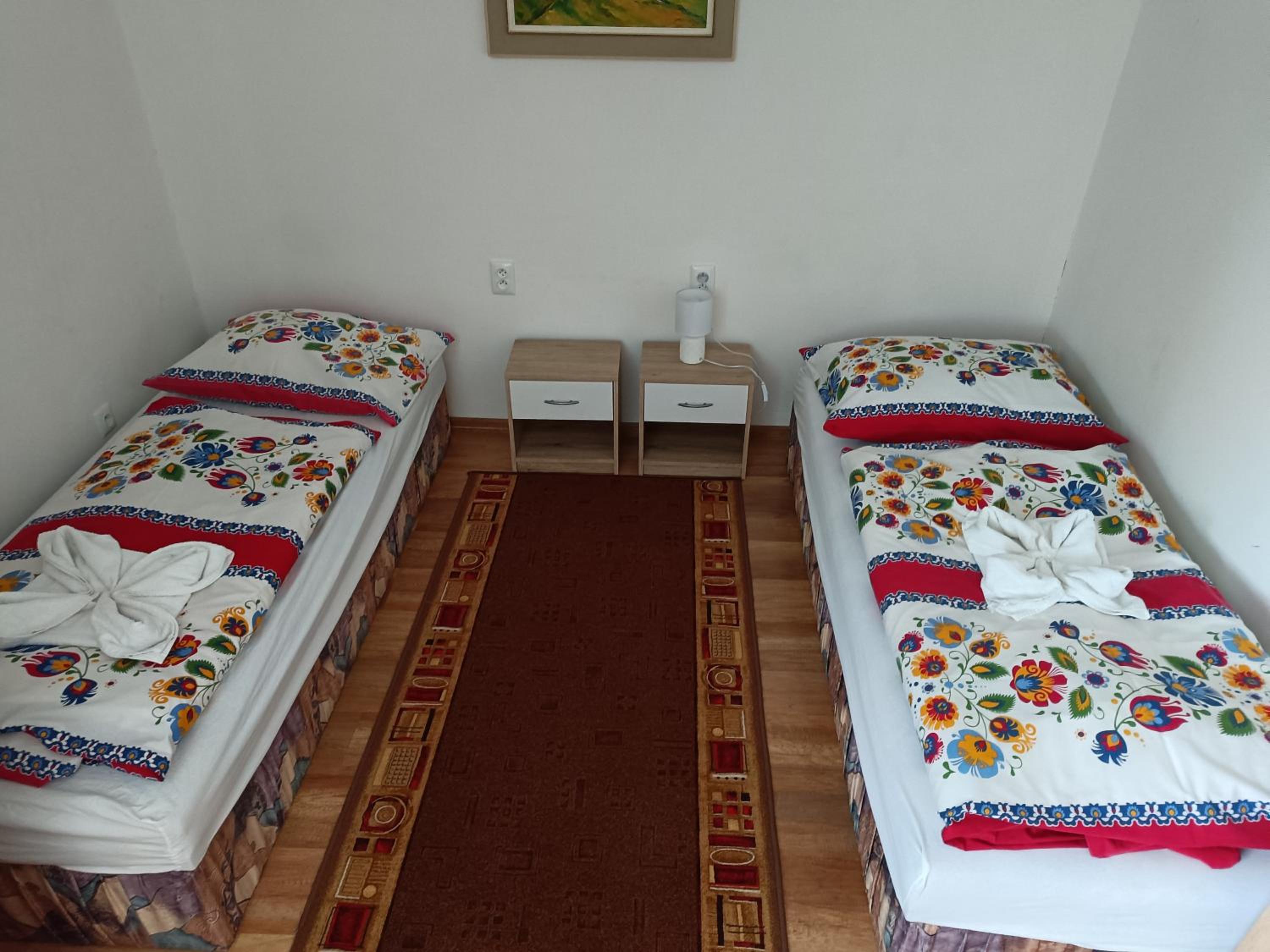 Apartment photo 2