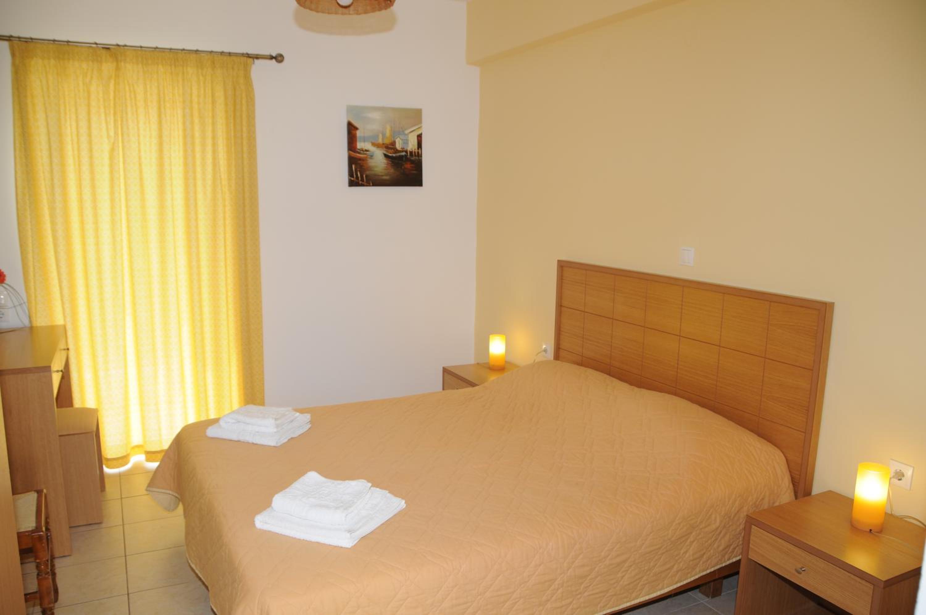 Standard Studio (2 Adults)