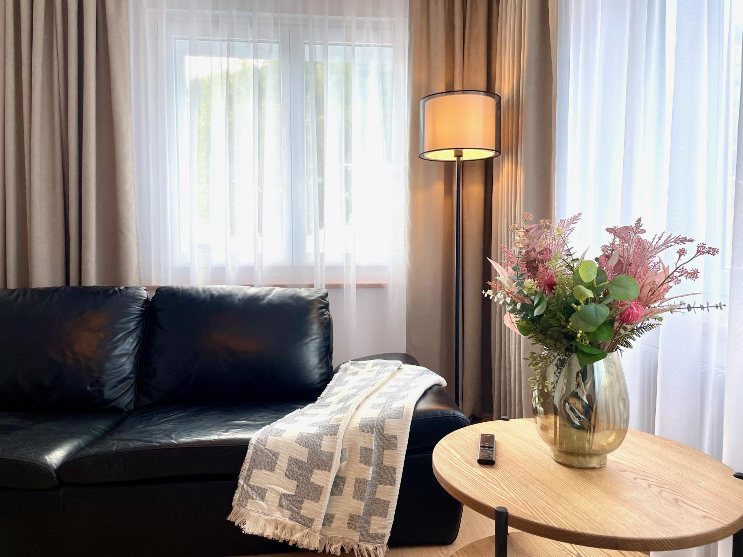 Apartment with Balcony photo 1