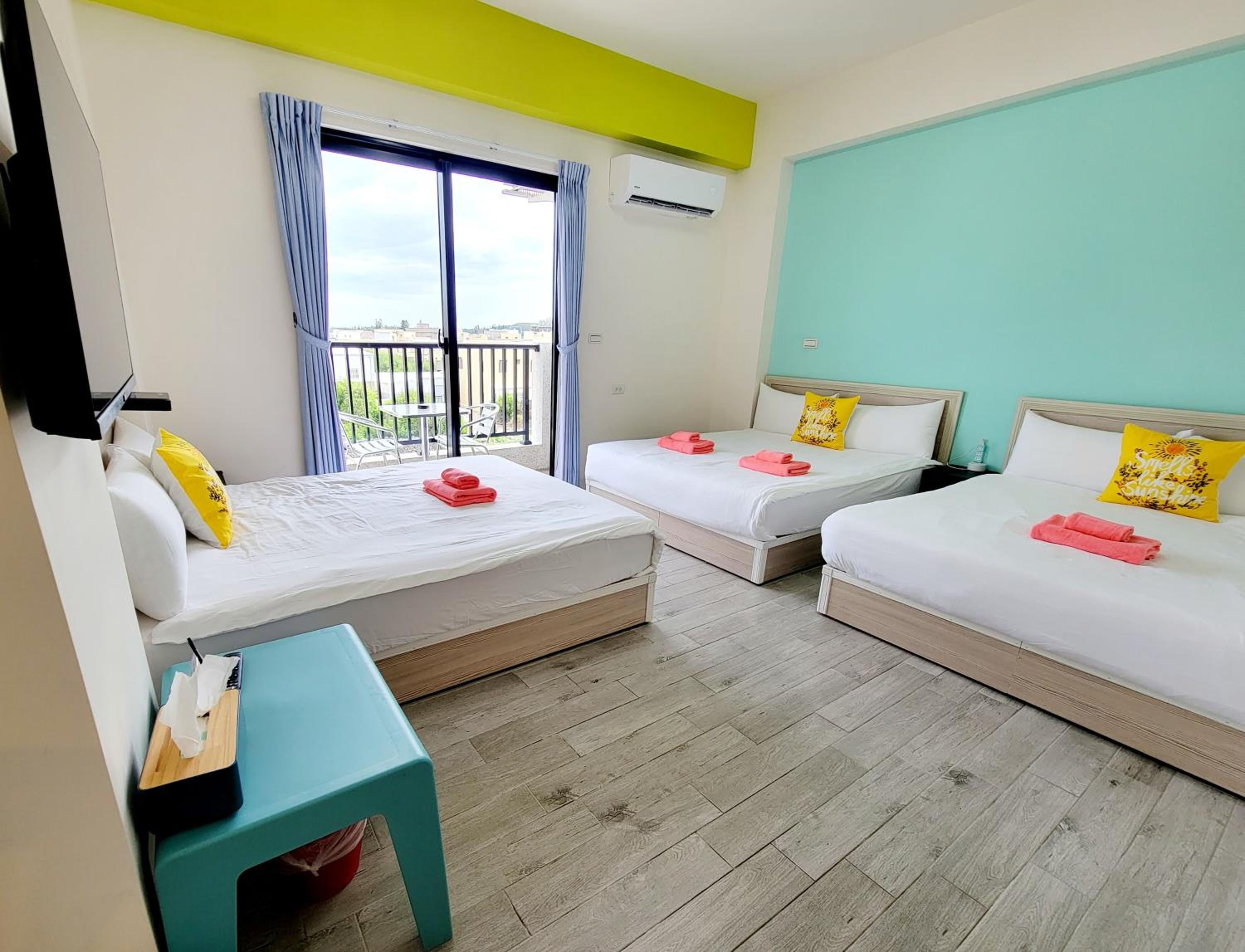 Family Suite with Balcony photo 3