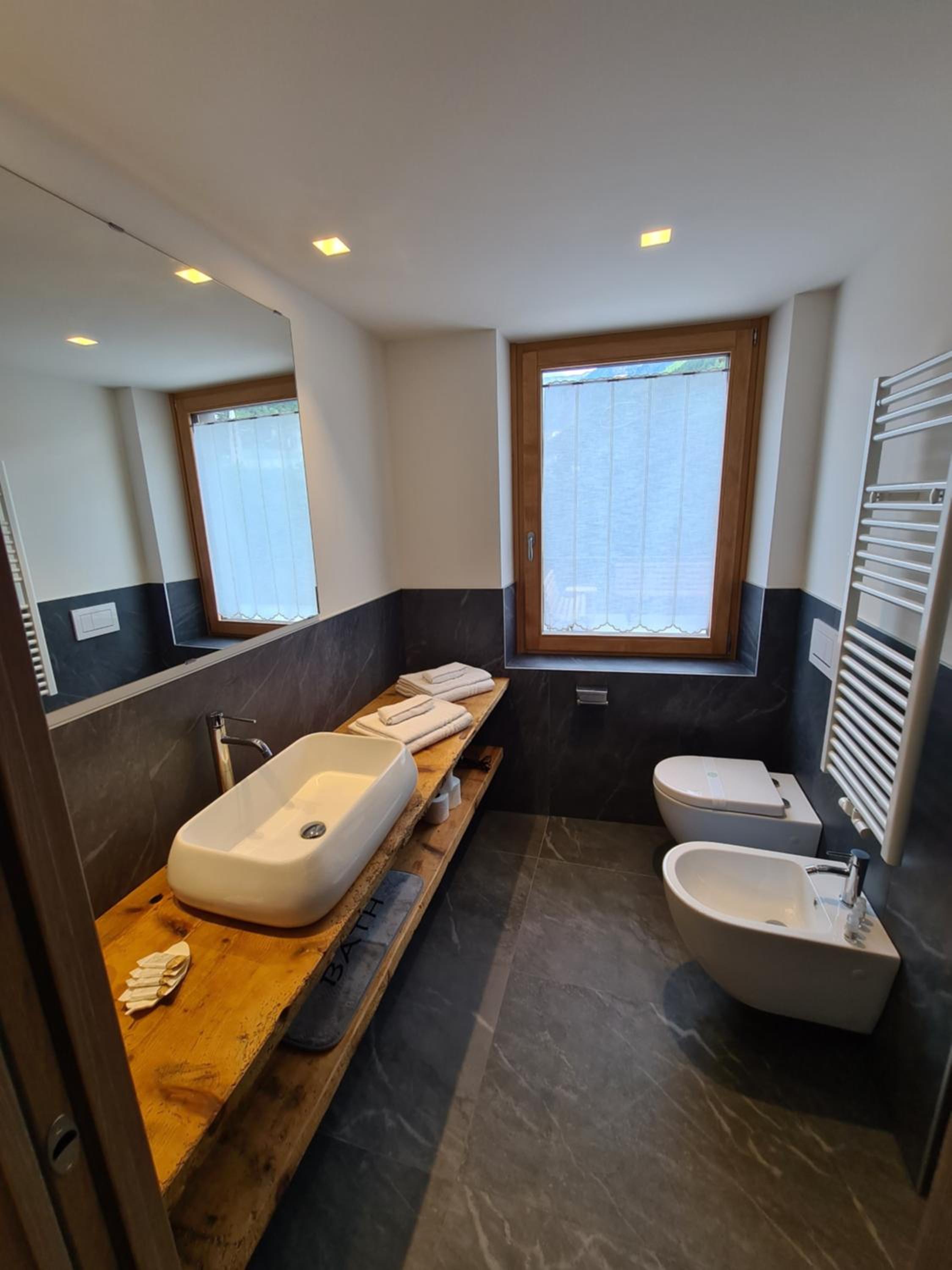 One-Bedroom House photo 2