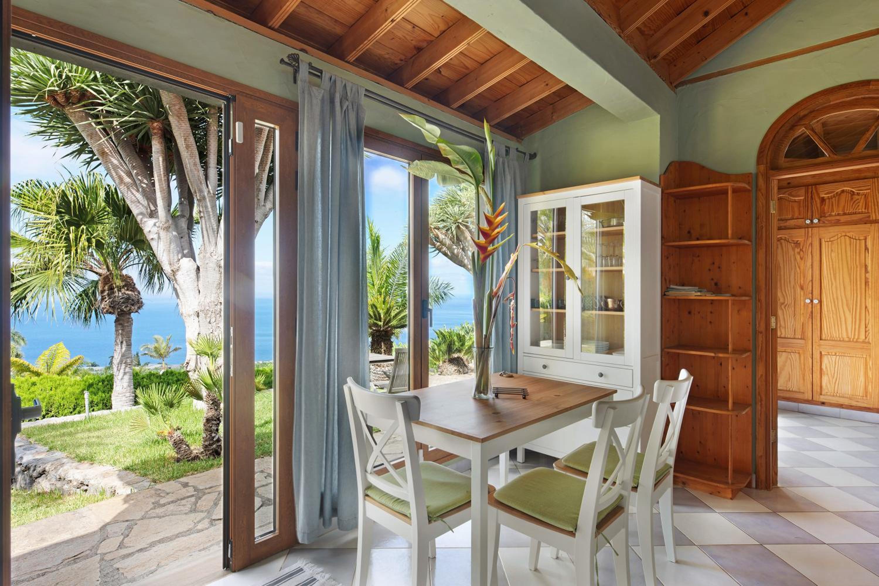 Villa with Sea View photo 2