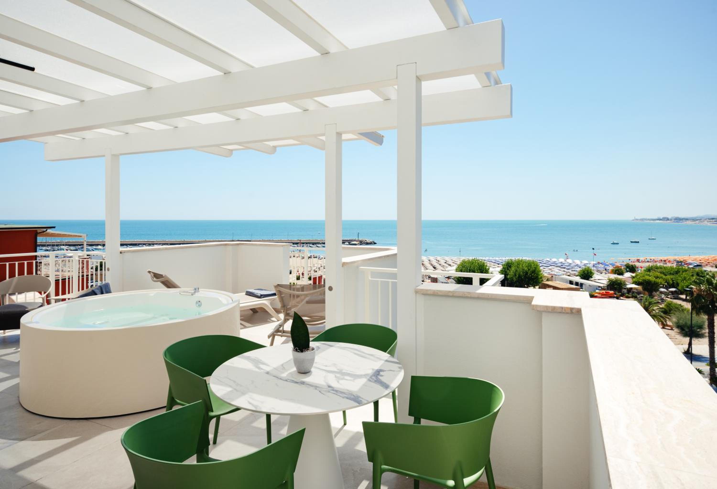 King Suite with Sea View - Photo 6